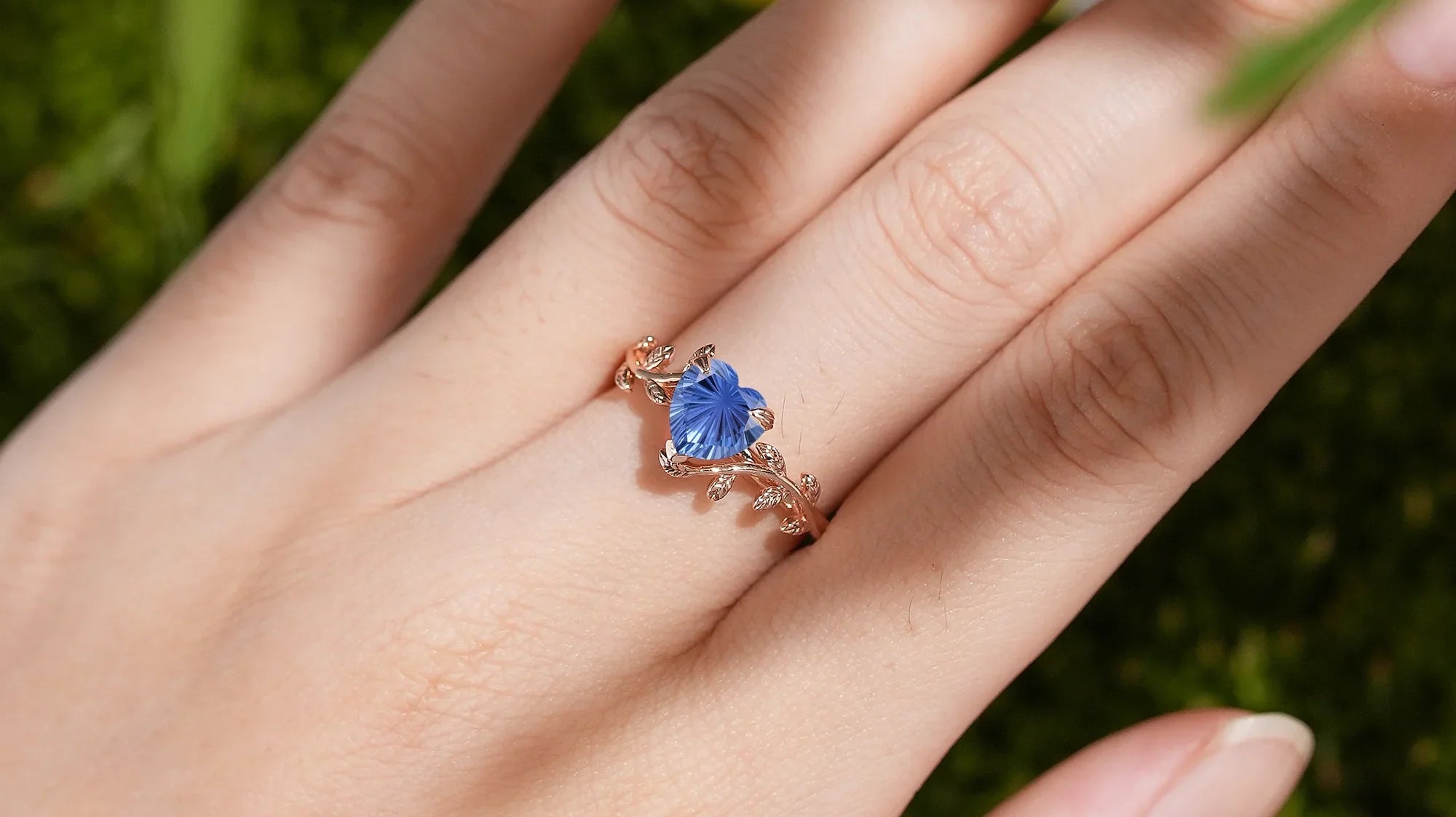 sapphire engagement rings