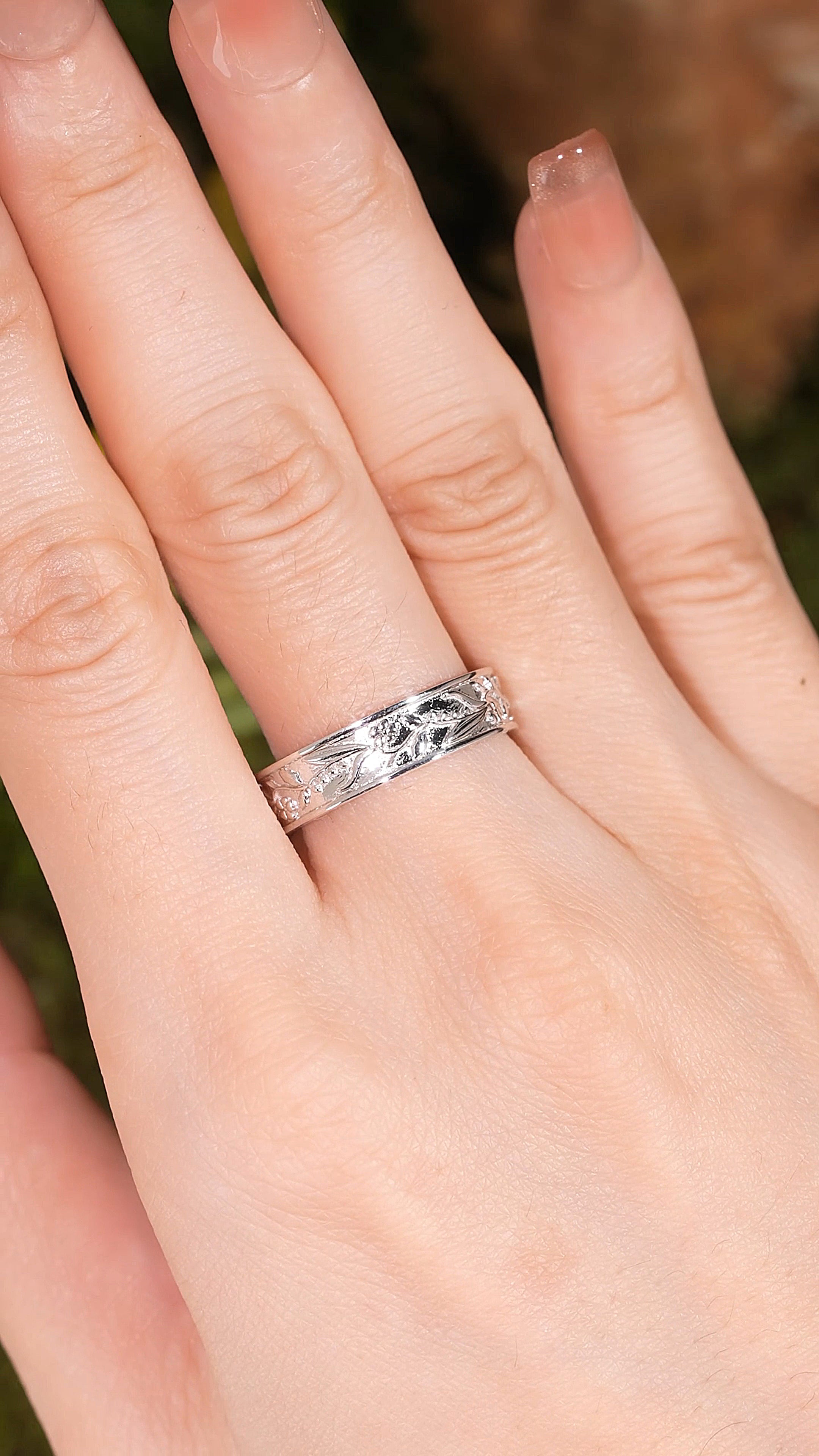 Flower Inspired | Violet and Lily Of The Valley Design Wedding Band Birth Flower White Gold Leaf Wedding Ring - LCCjewelry