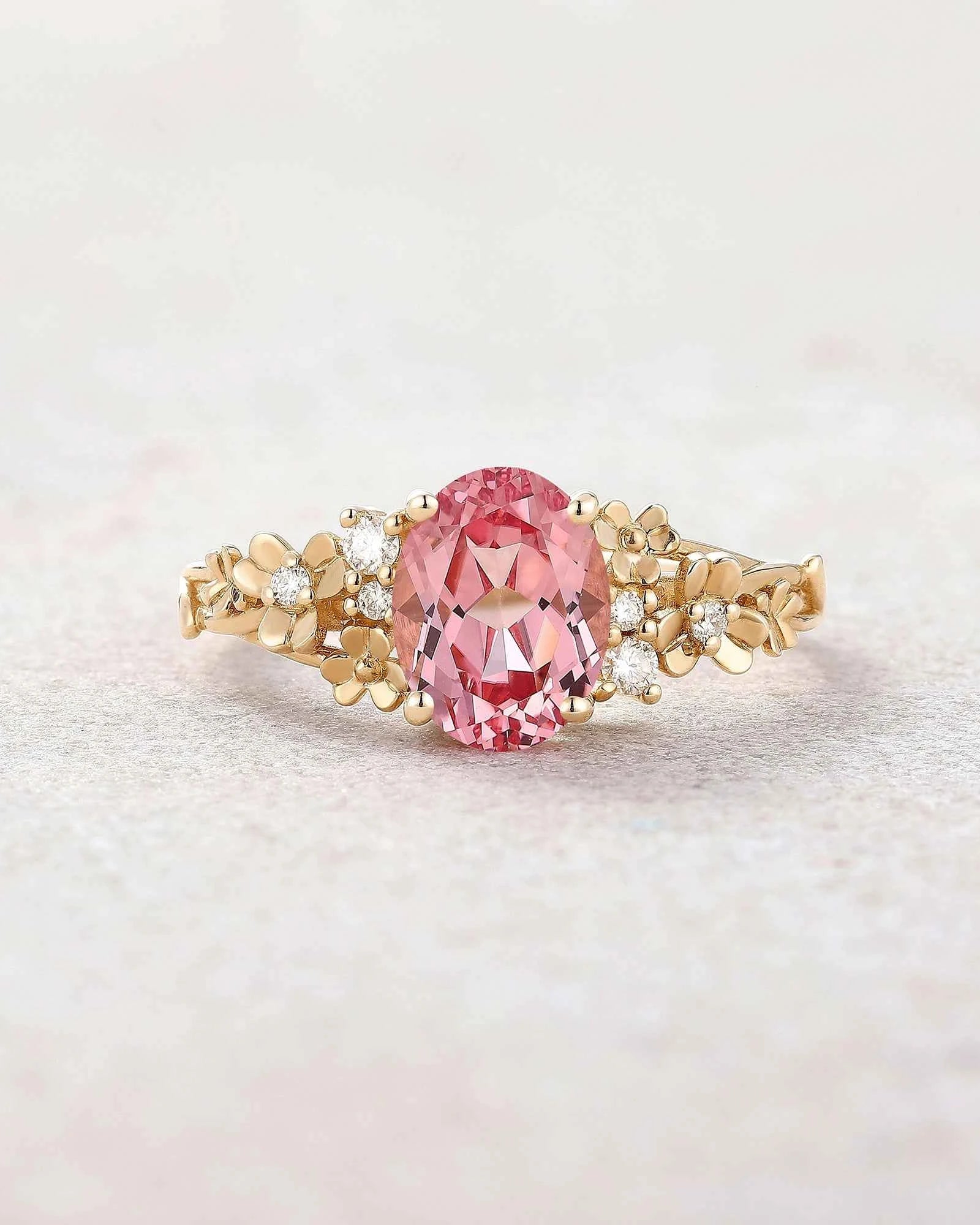 Leaf Inspired | Leaf Clover Design Papalacha Engagement Ring Set