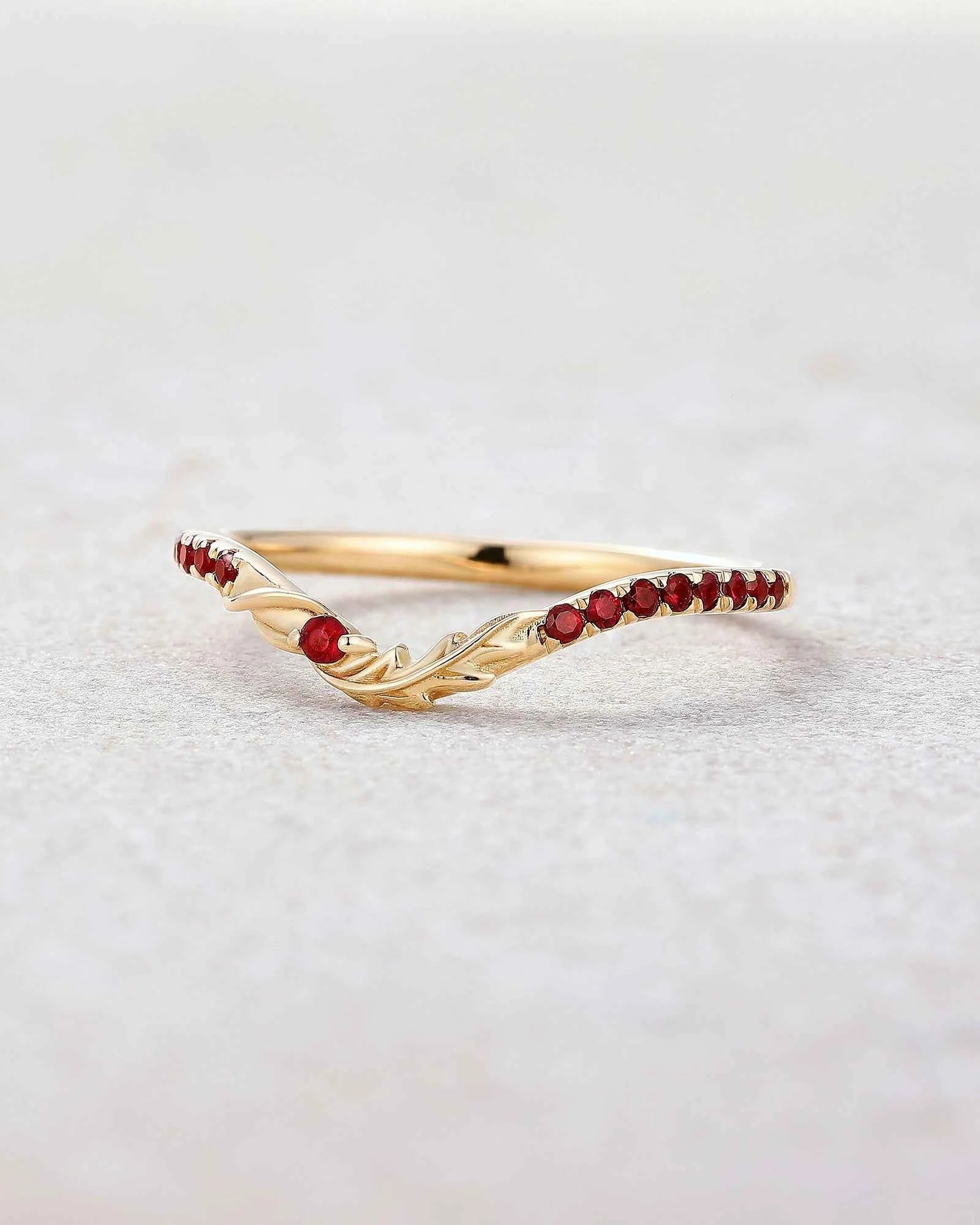 Floral Inspired | Poppy Design Moissanite Curved Wedding Band