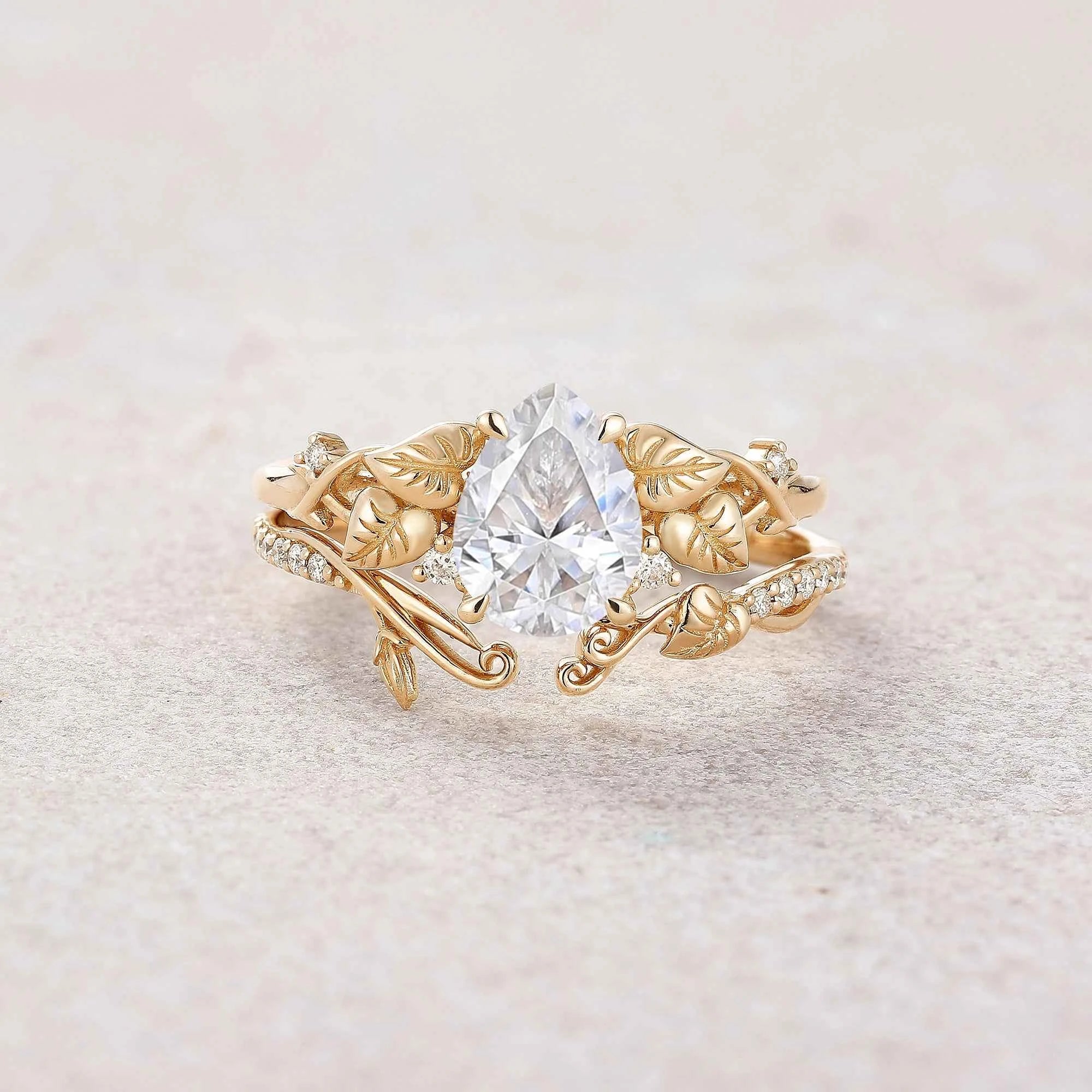 Leaf Inspired | Moning Glory Leaf Design Moissanite Engagement Ring Set
