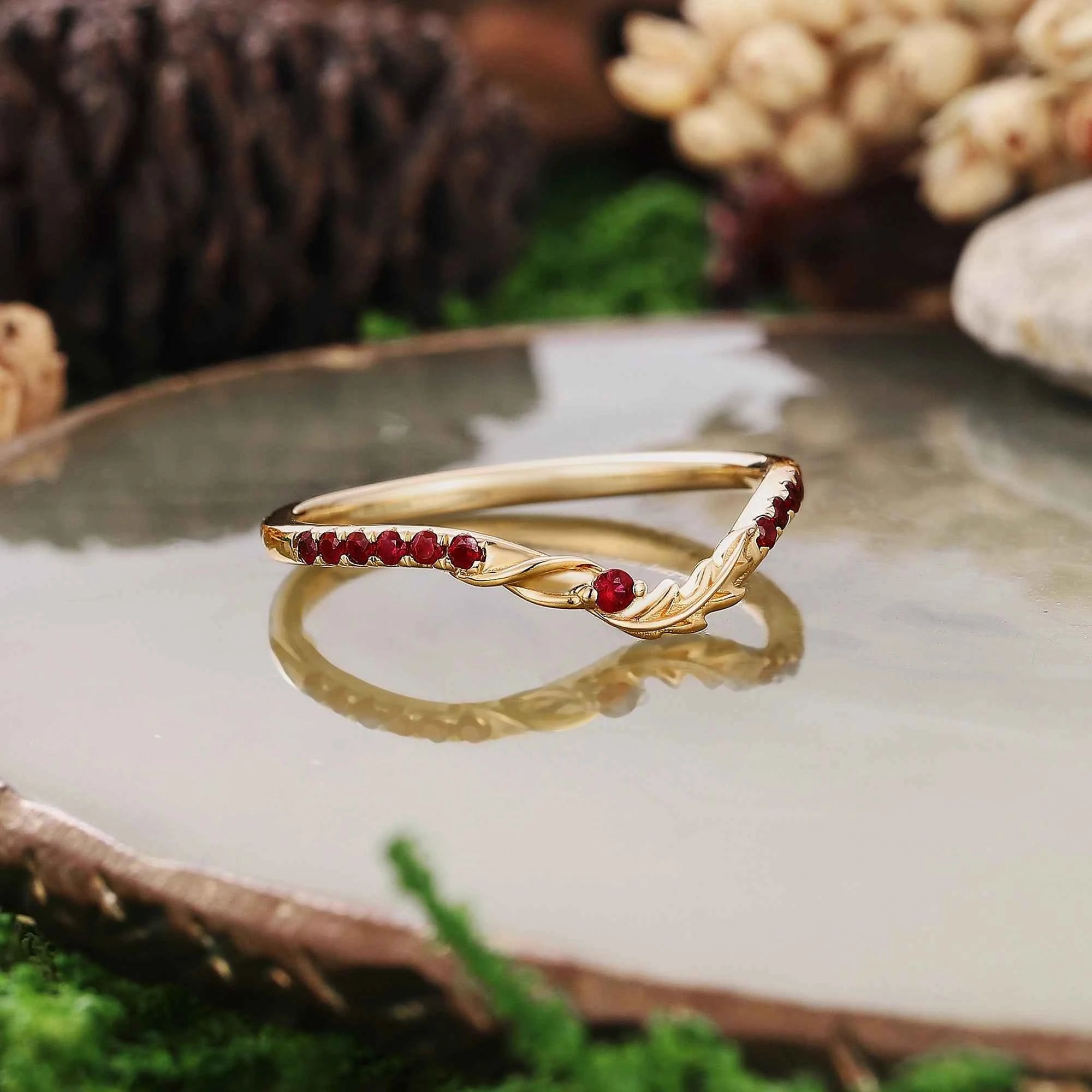 Floral Inspired | Poppy Design Moissanite Curved Wedding Band