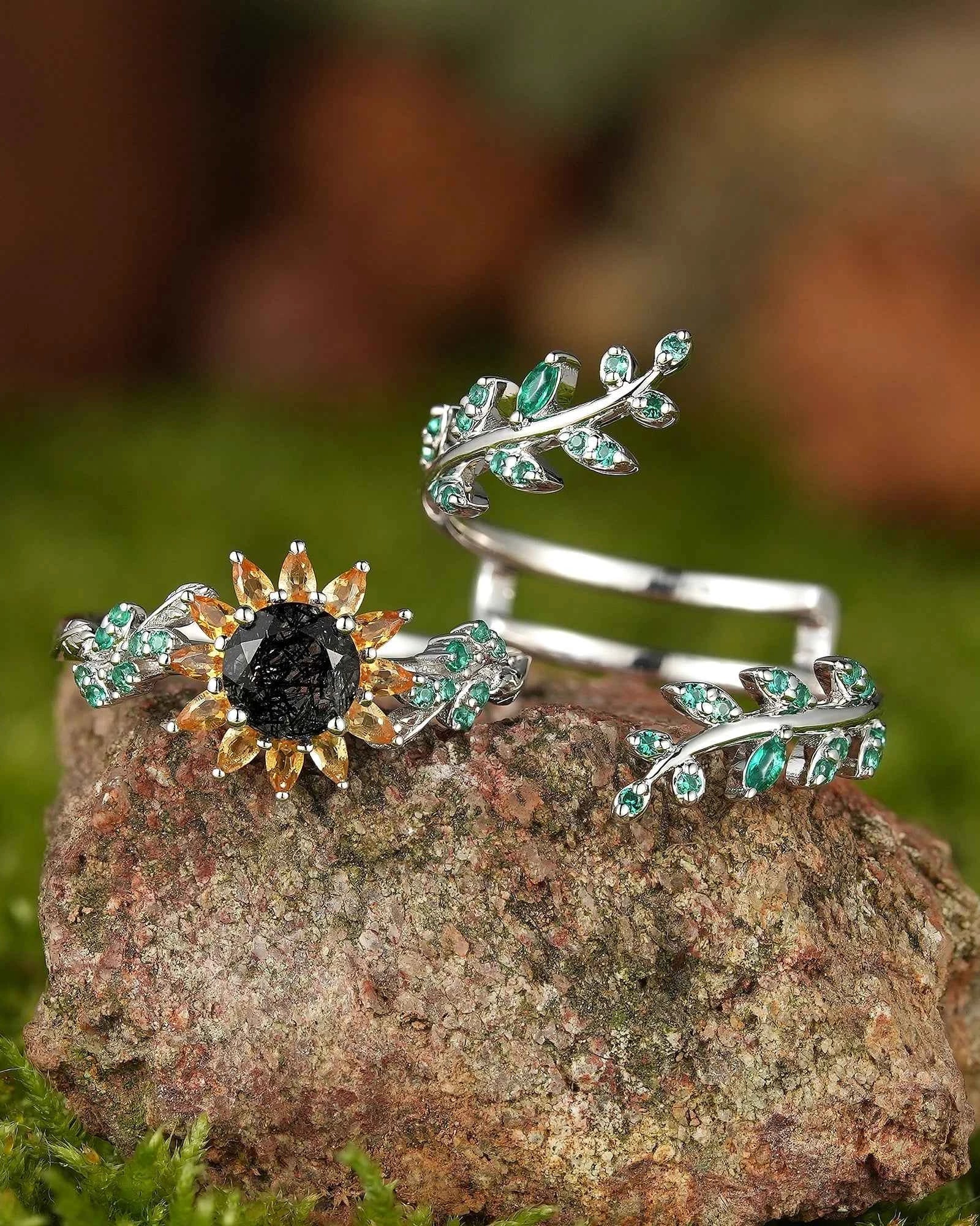 LCCjewelry | One of a Kind Sunflower Design Engagement Ring Set