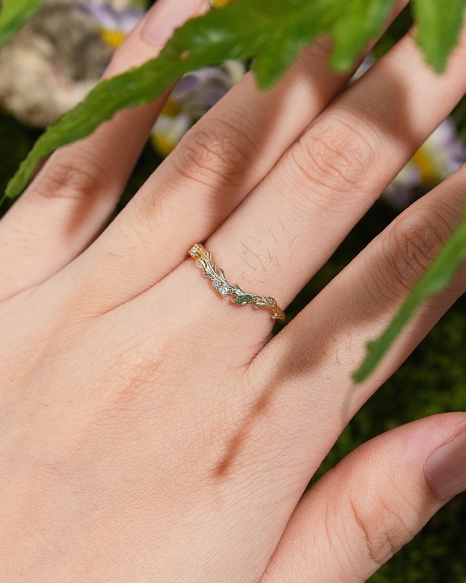 Unique Gold Leaf Curved Wedding Band with Moss Agate - LCCjewelry