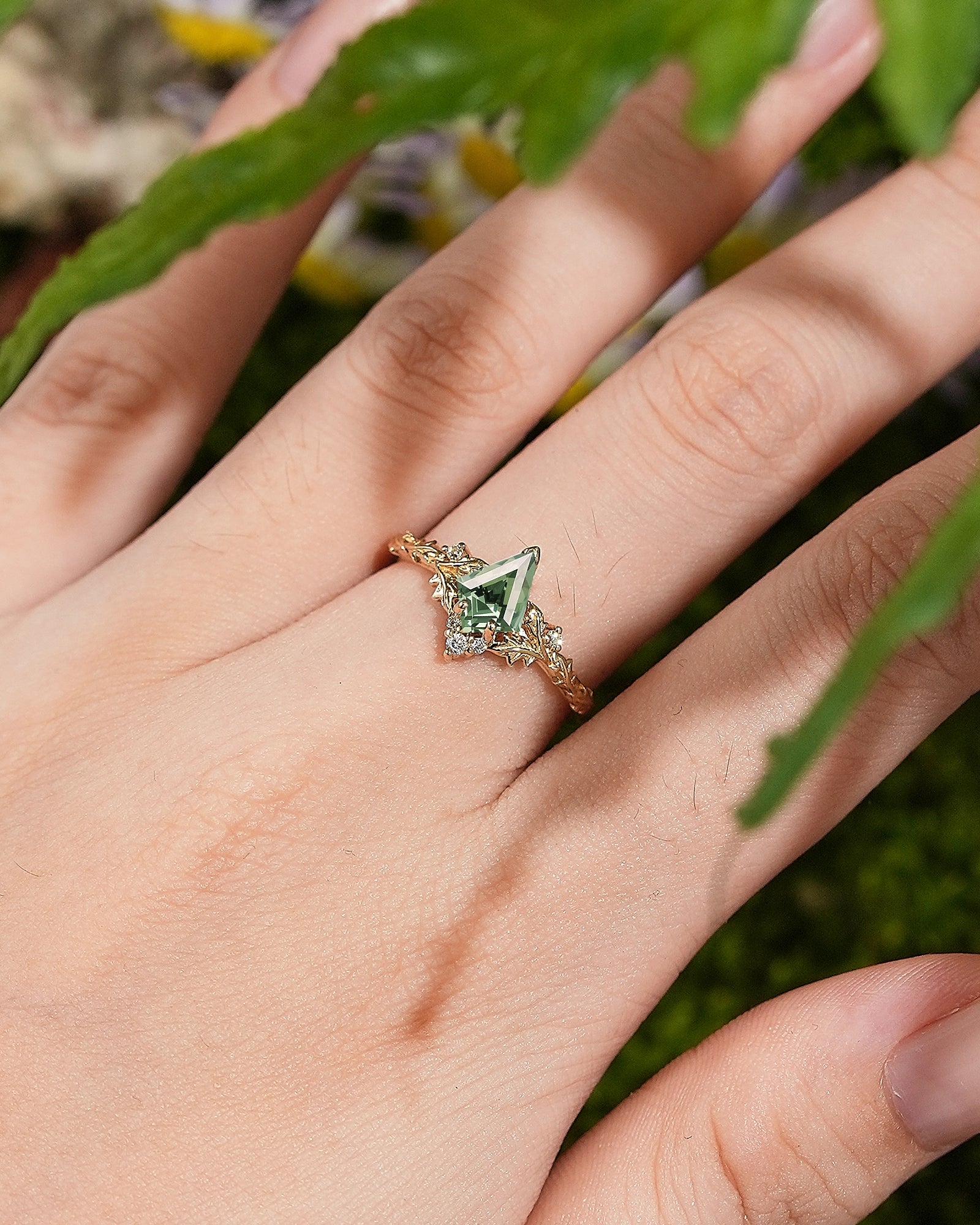 LCCjewelry | Unique Kite Cut Olive Green Sapphire Leaf Engagement Ring - LCCjewelry