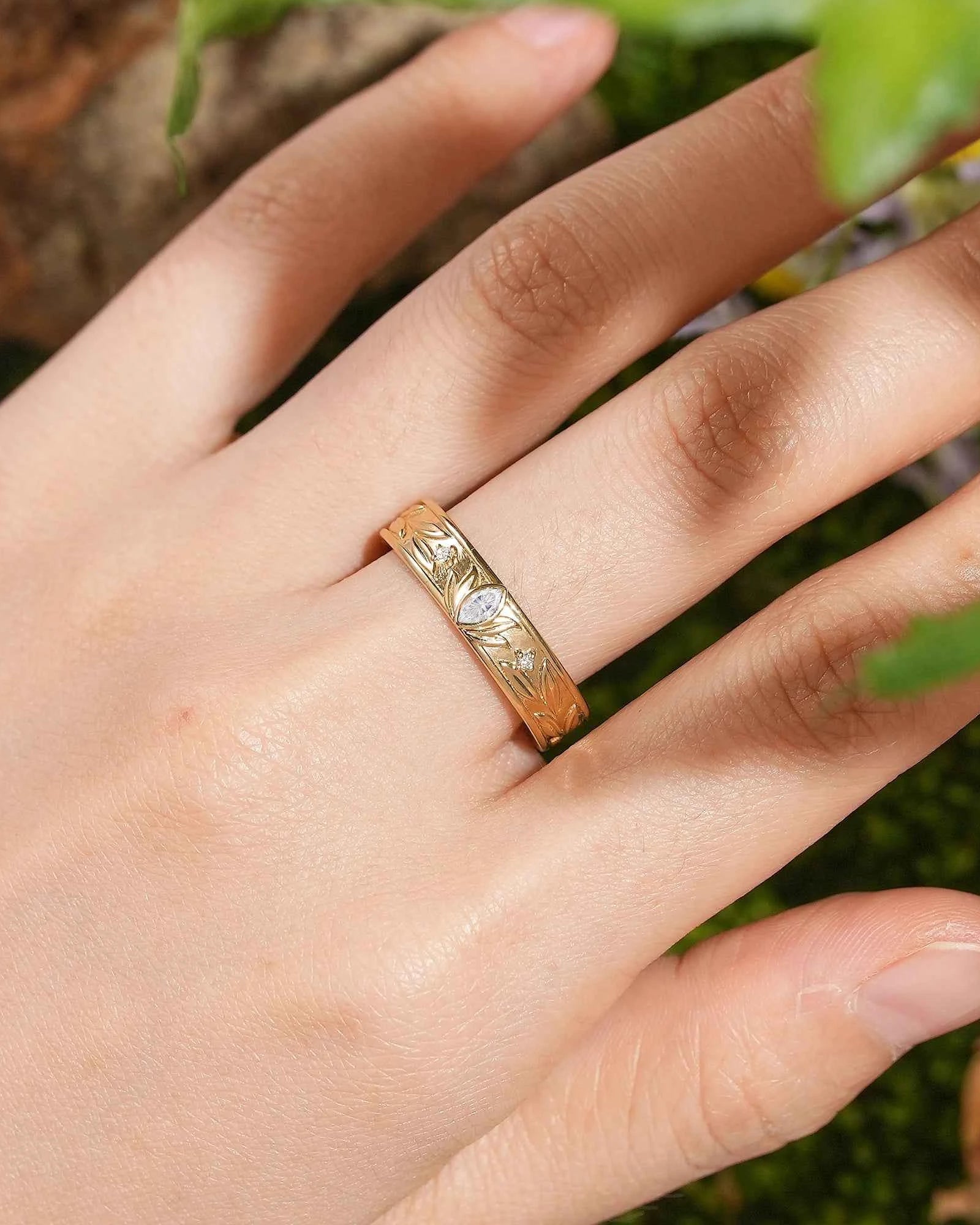 Floral Inspired | Moning Glory Design Gold Wedding Band