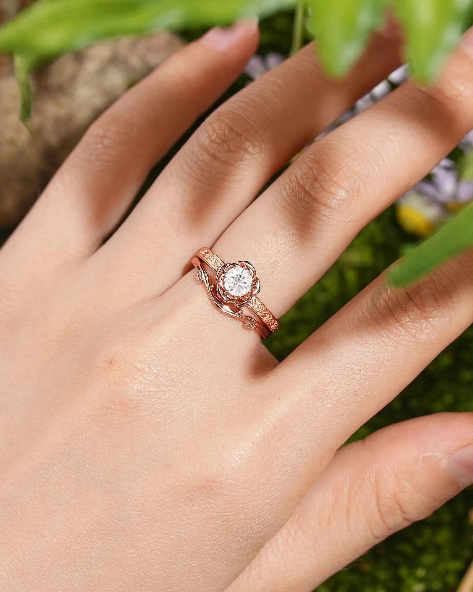 Floral Inspired | Rose Design Moissanite Engagement Ring Set