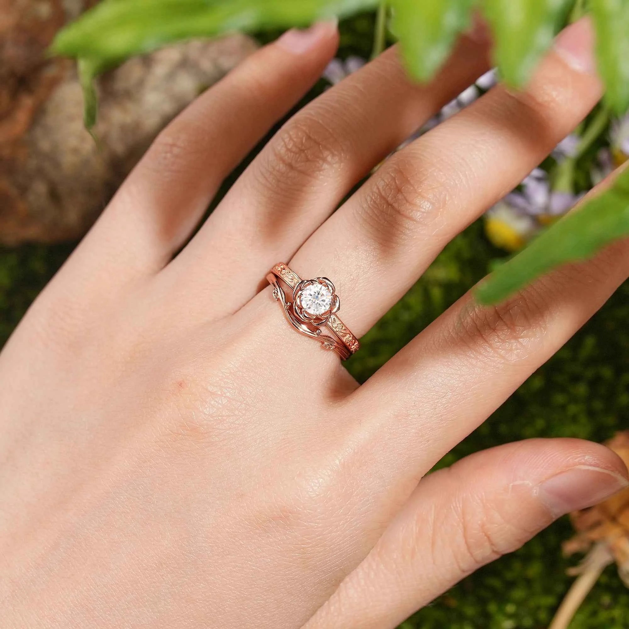 Floral Inspired | Rose Design Moissanite Engagement Ring Set