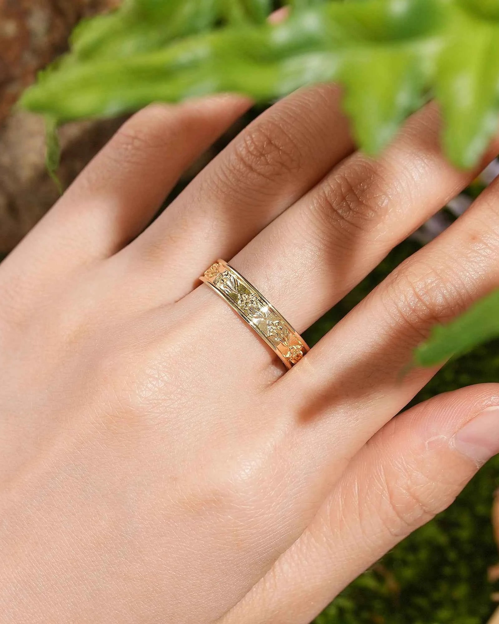 Floral Inspired | Unique Poppy Design Wedding Band