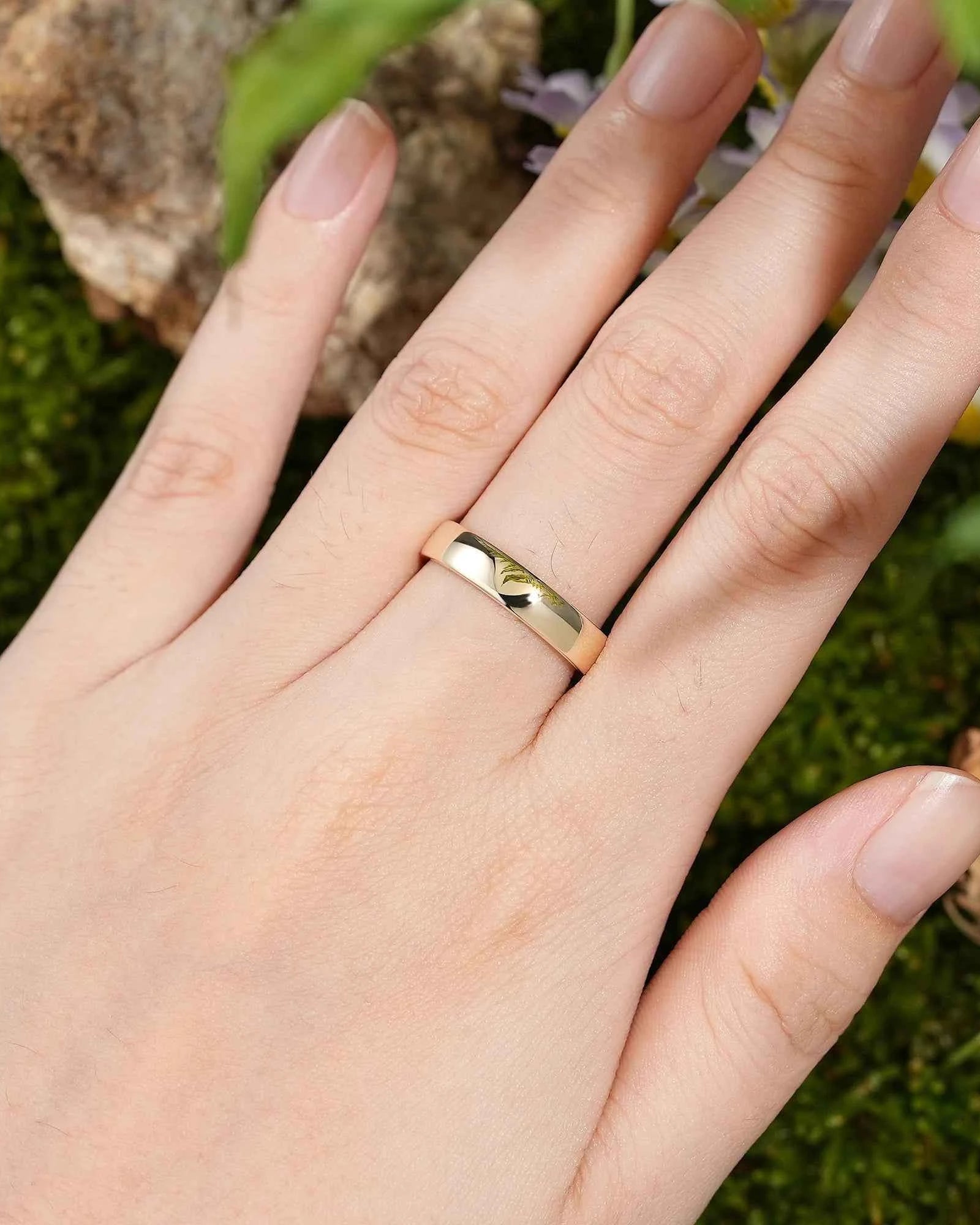 Floral Inspired | Moning Glory Design Gold Wedding Band