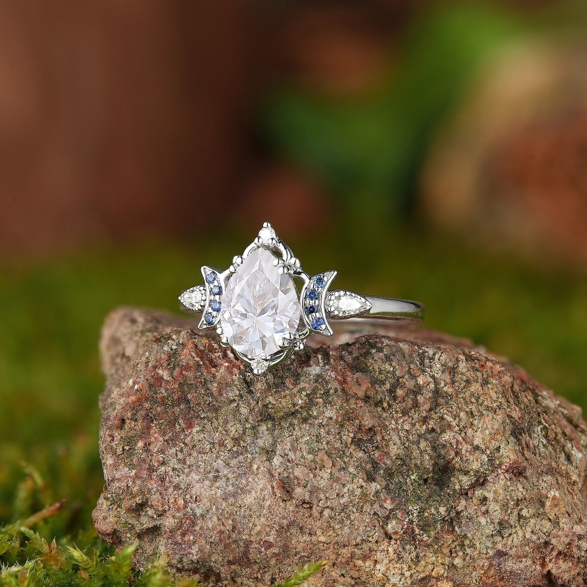 Moon Inspired | 1.2ct Moissanite Moon Design Engagement Ring - LCCjewelry