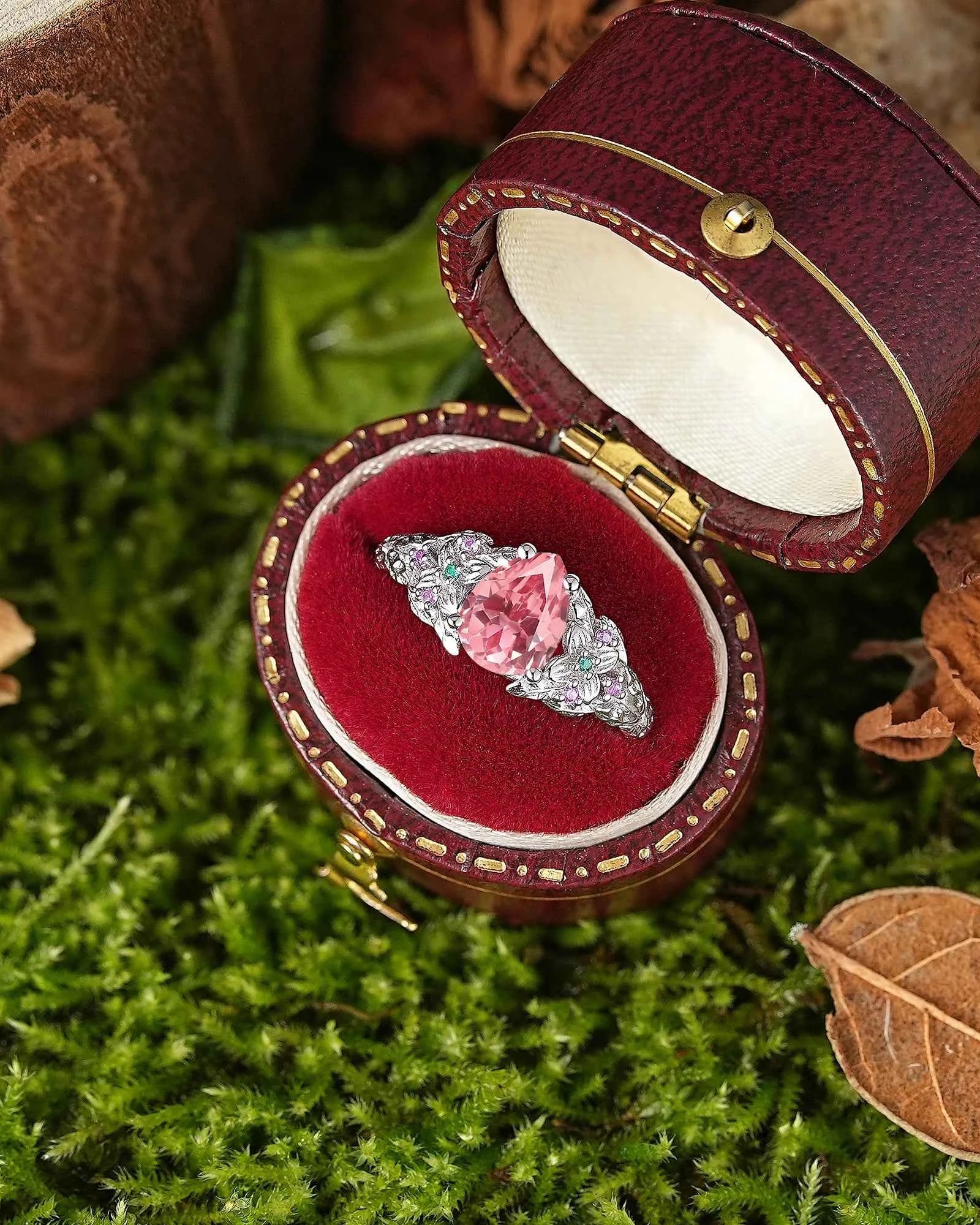 Leaf Inspired | Leaf Clover Design Papalacha Engagement Ring