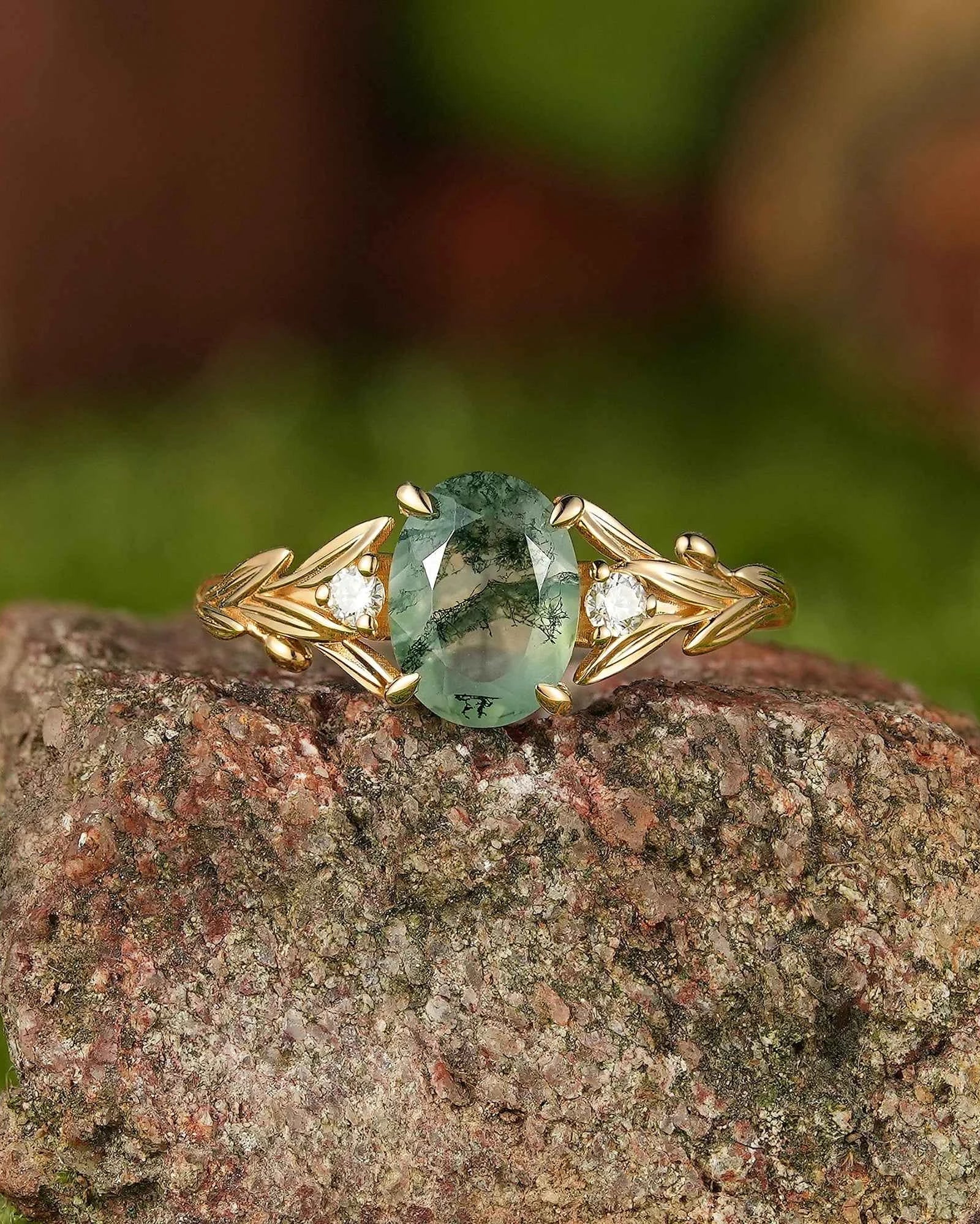 Leaf Inspired | Ivy Leaf Design Moissanite Engagement Ring