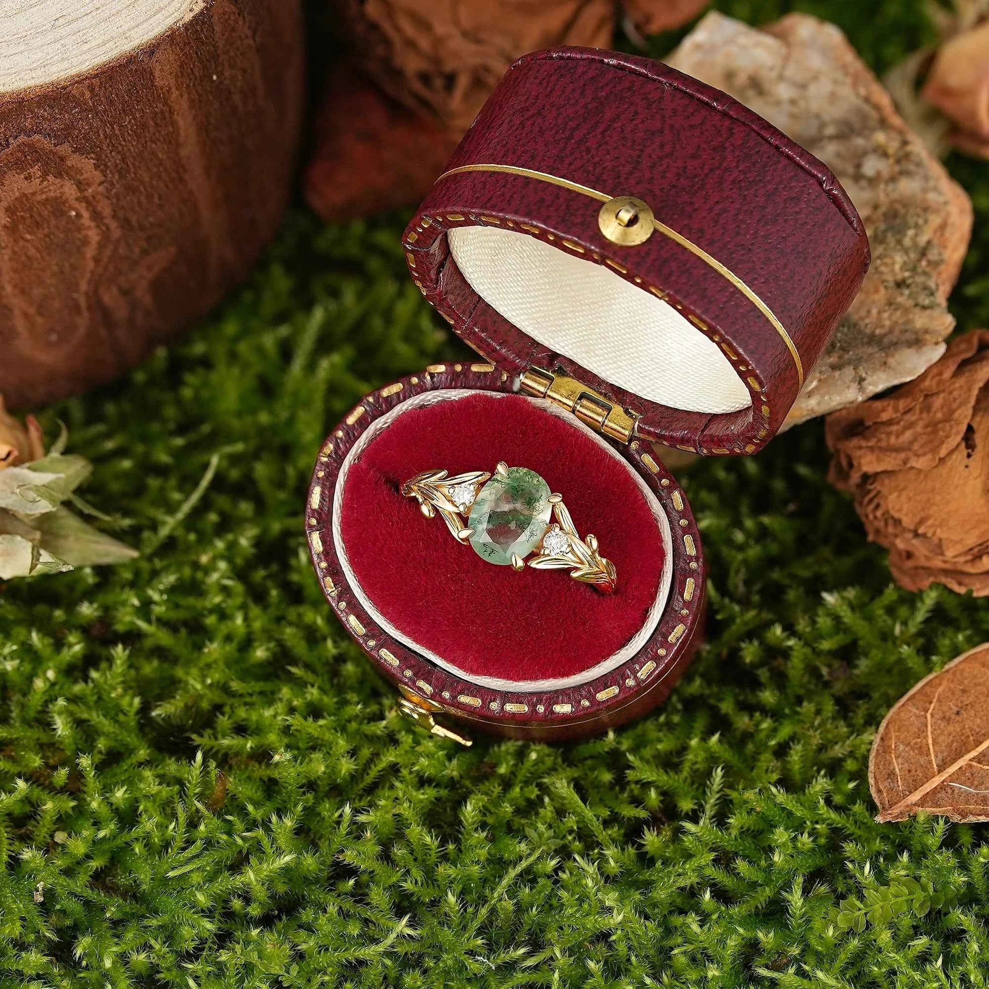 Leaf Inspired | Ivy Leaf Design Moissanite Engagement Ring