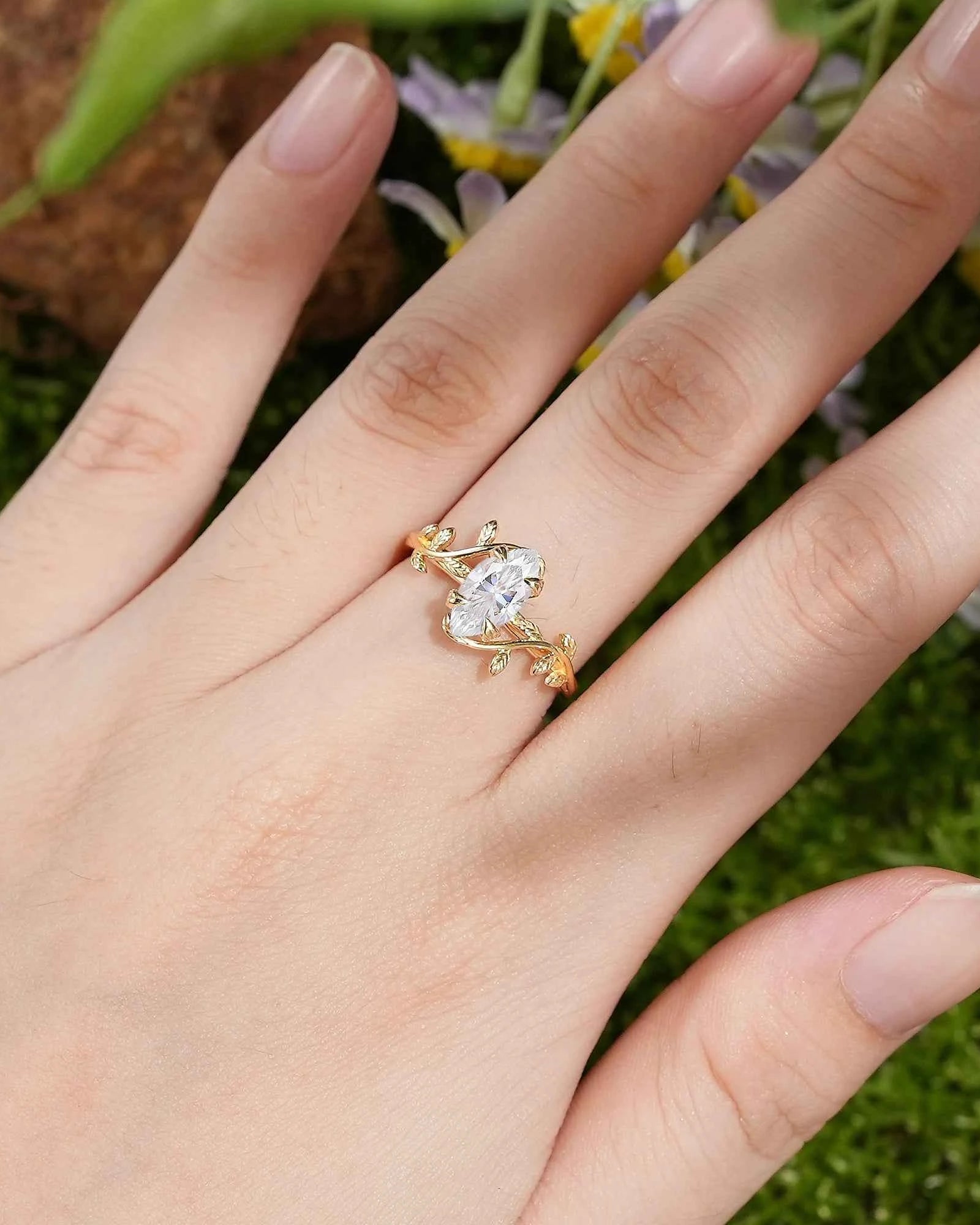LCCjewelry | 1.5ct Oval Cut Moissanite Leaf Engagement Ring