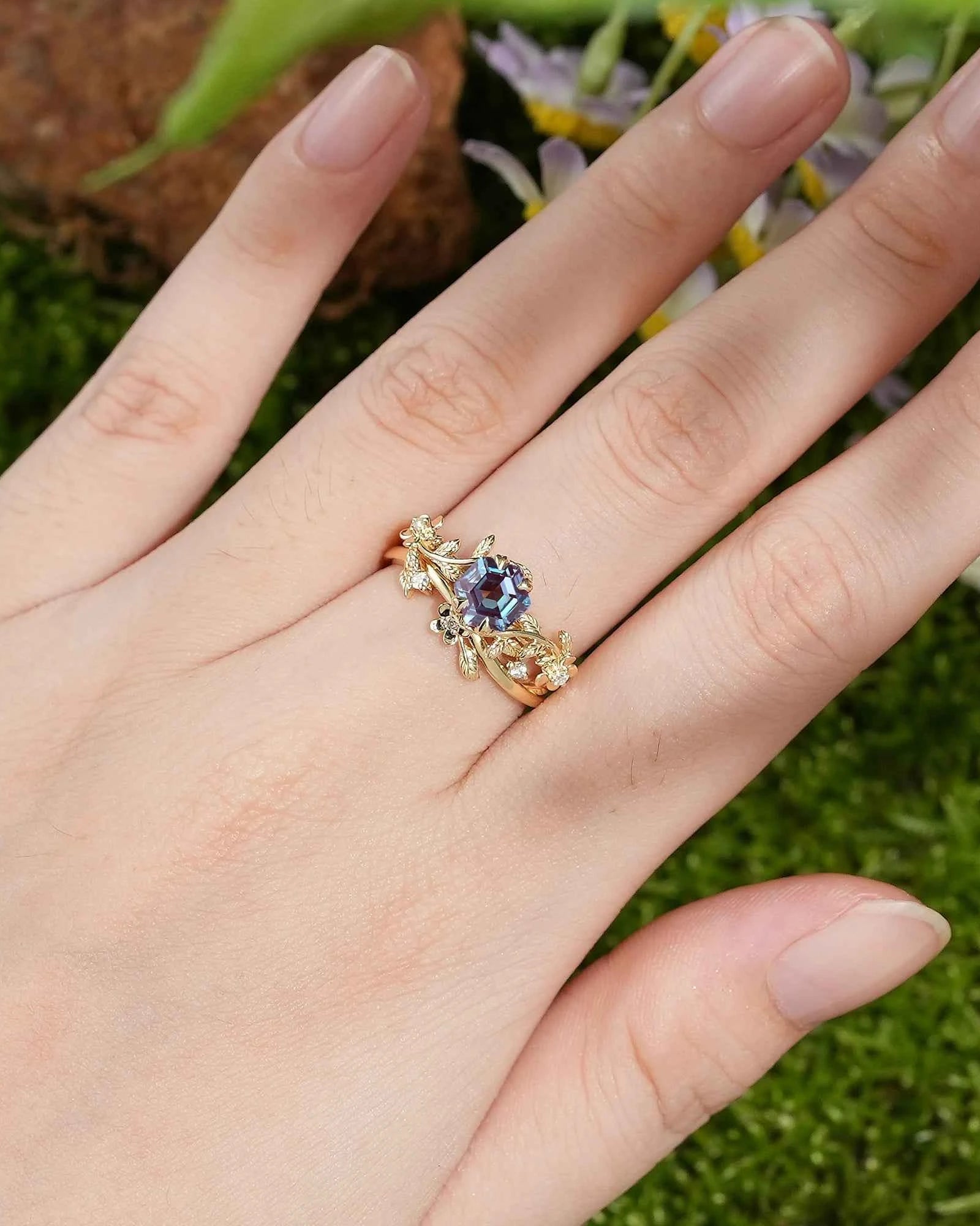 LCCjewelry | Nature Inspired Leaf Floral Alexandrite Wedding Ring Set