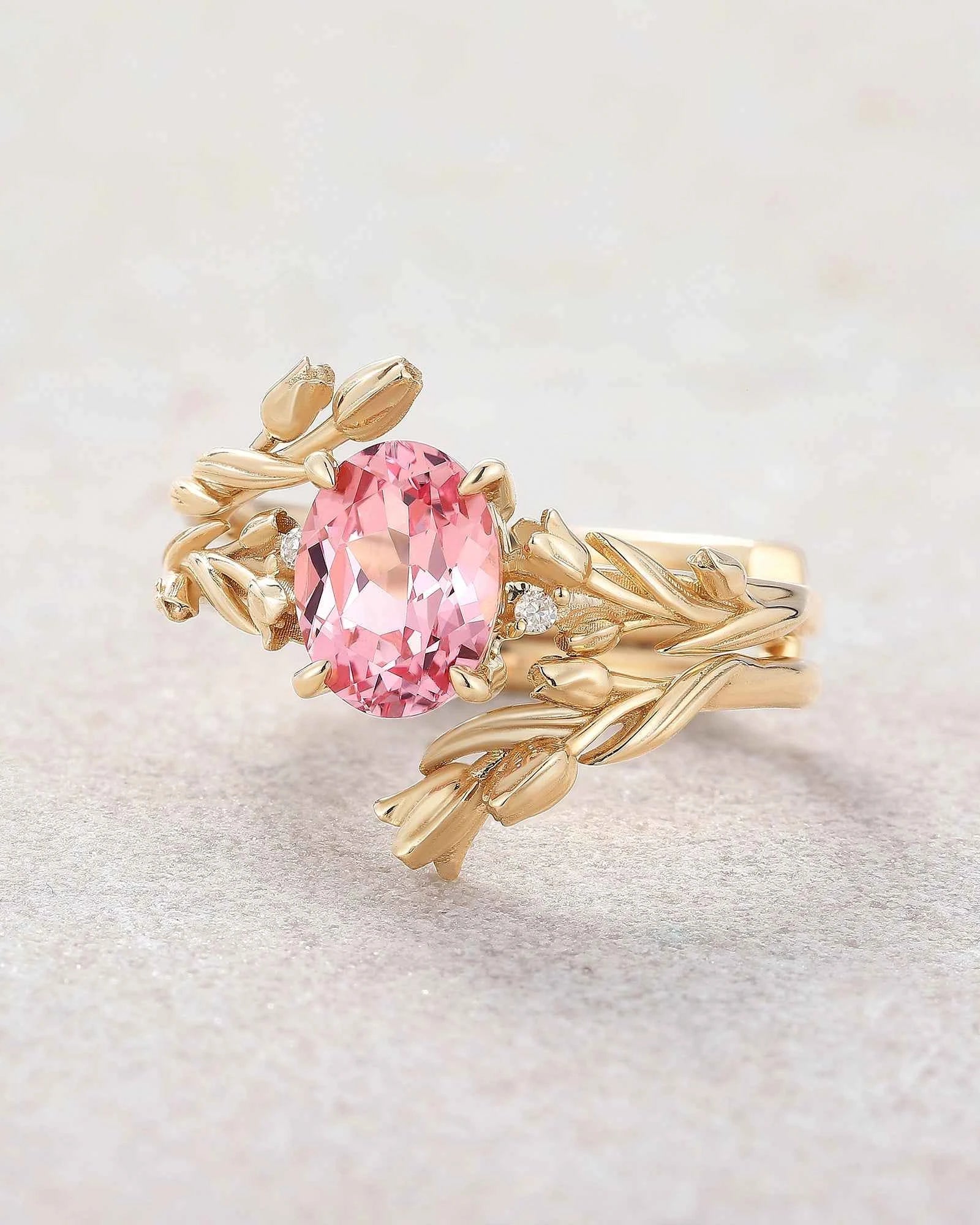 Floral Inspired | 2pc Papalacha Tulip Engagement Ring Set