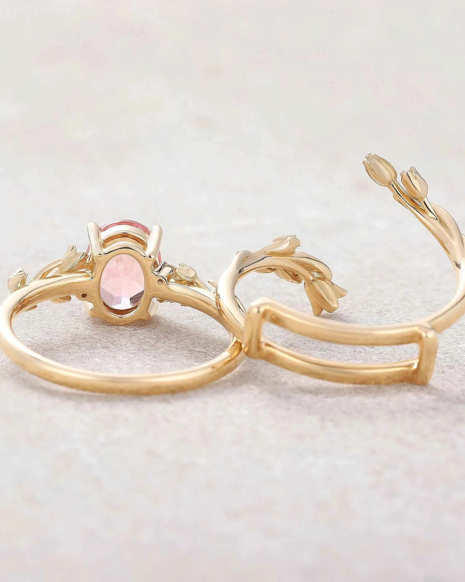 Floral Inspired | 2pc Papalacha Tulip Engagement Ring Set