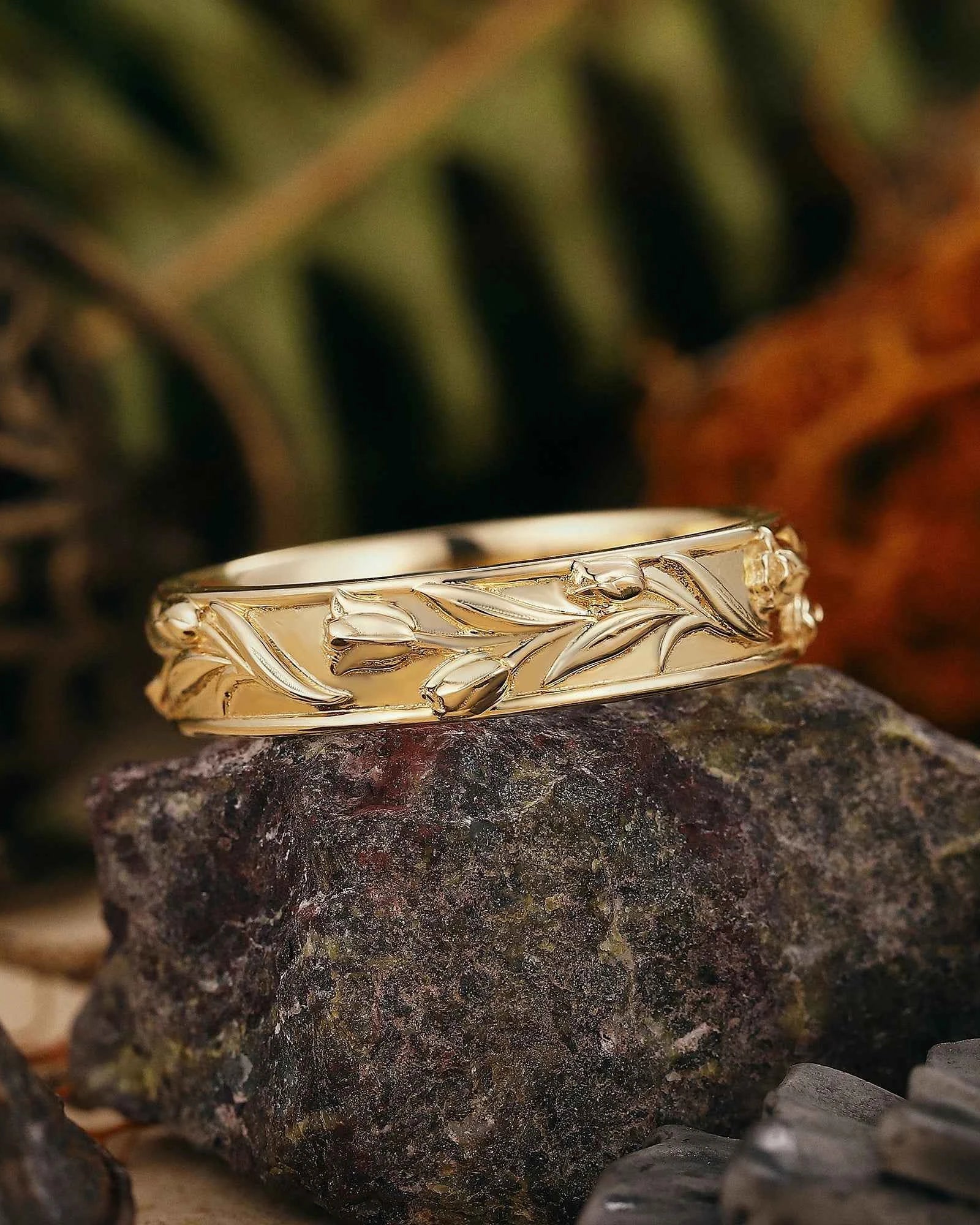 Floral Inspired | 5mm Tulip Design Mens Wedding Band