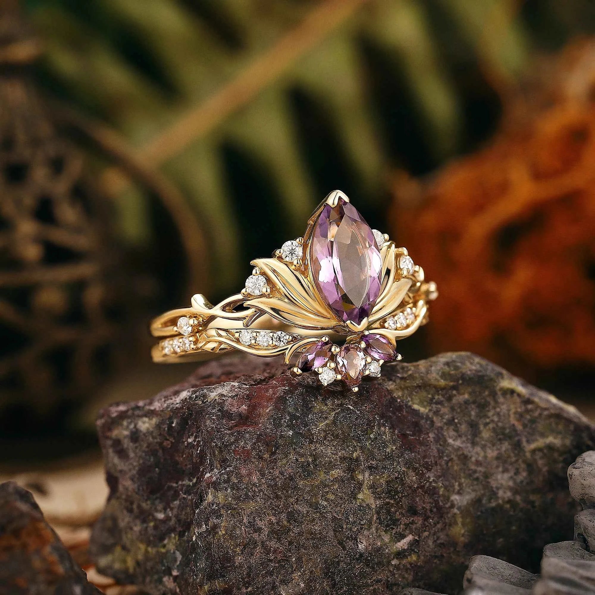 Floral Inspired | Amethyst Water Lily Engagement Ring Set