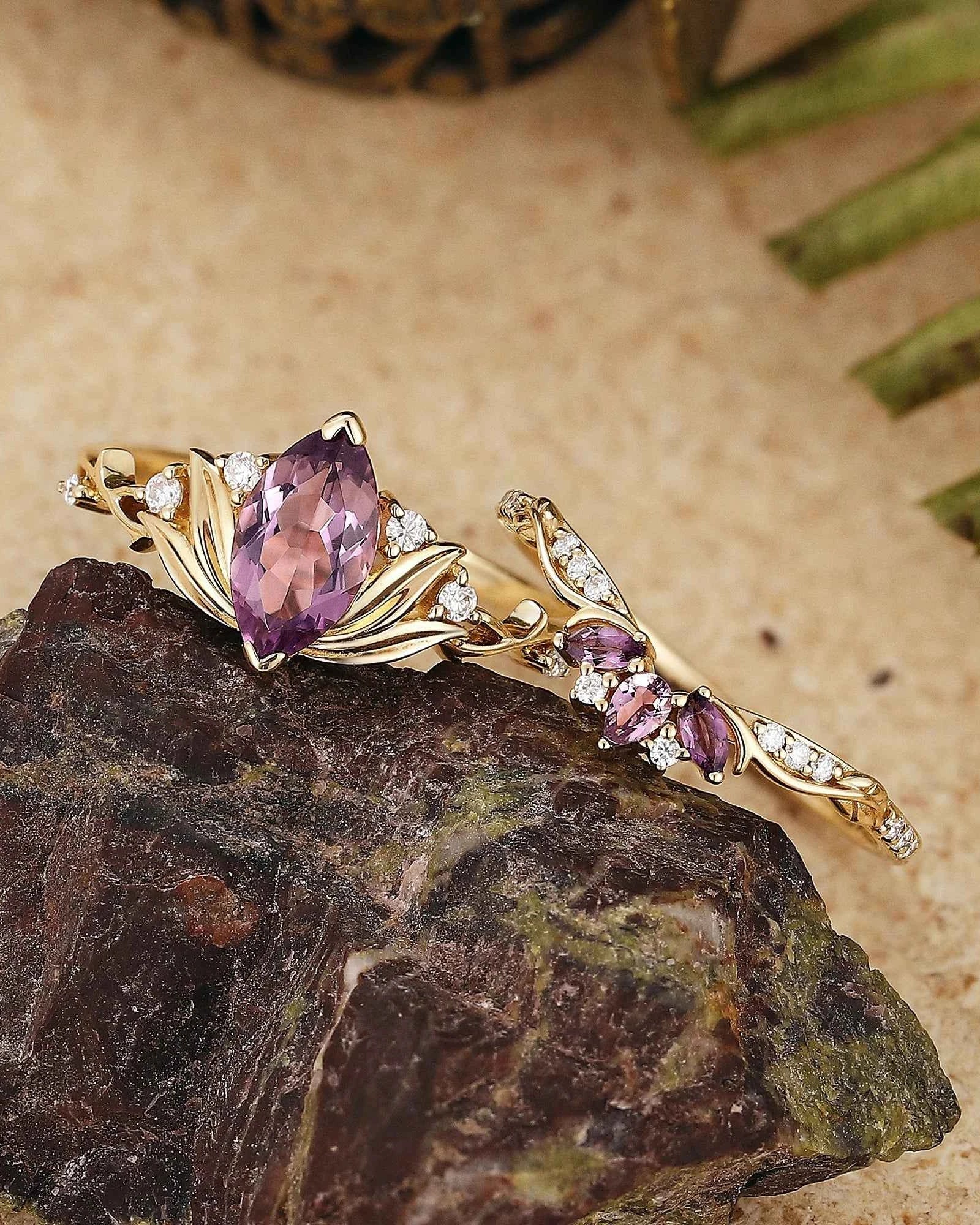 Floral Inspired | Amethyst Water Lily Engagement Ring Set