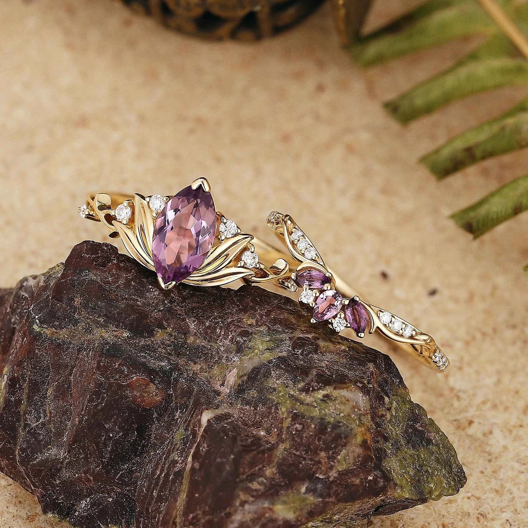 Floral Inspired | Amethyst Water Lily Engagement Ring Set