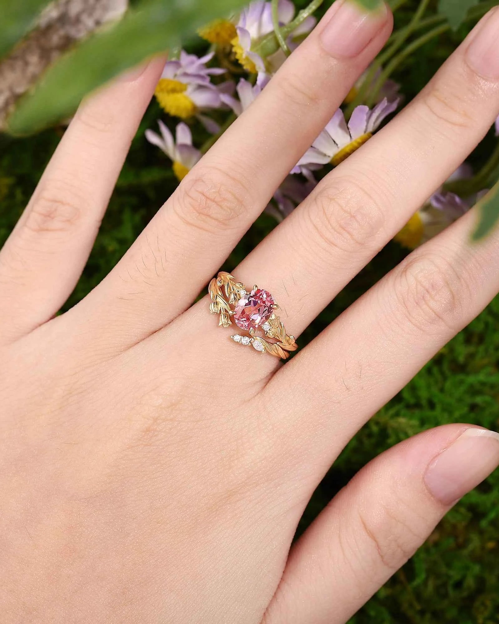 Floral Inspired | Papalacha Spring Tulip Engagement Ring Set