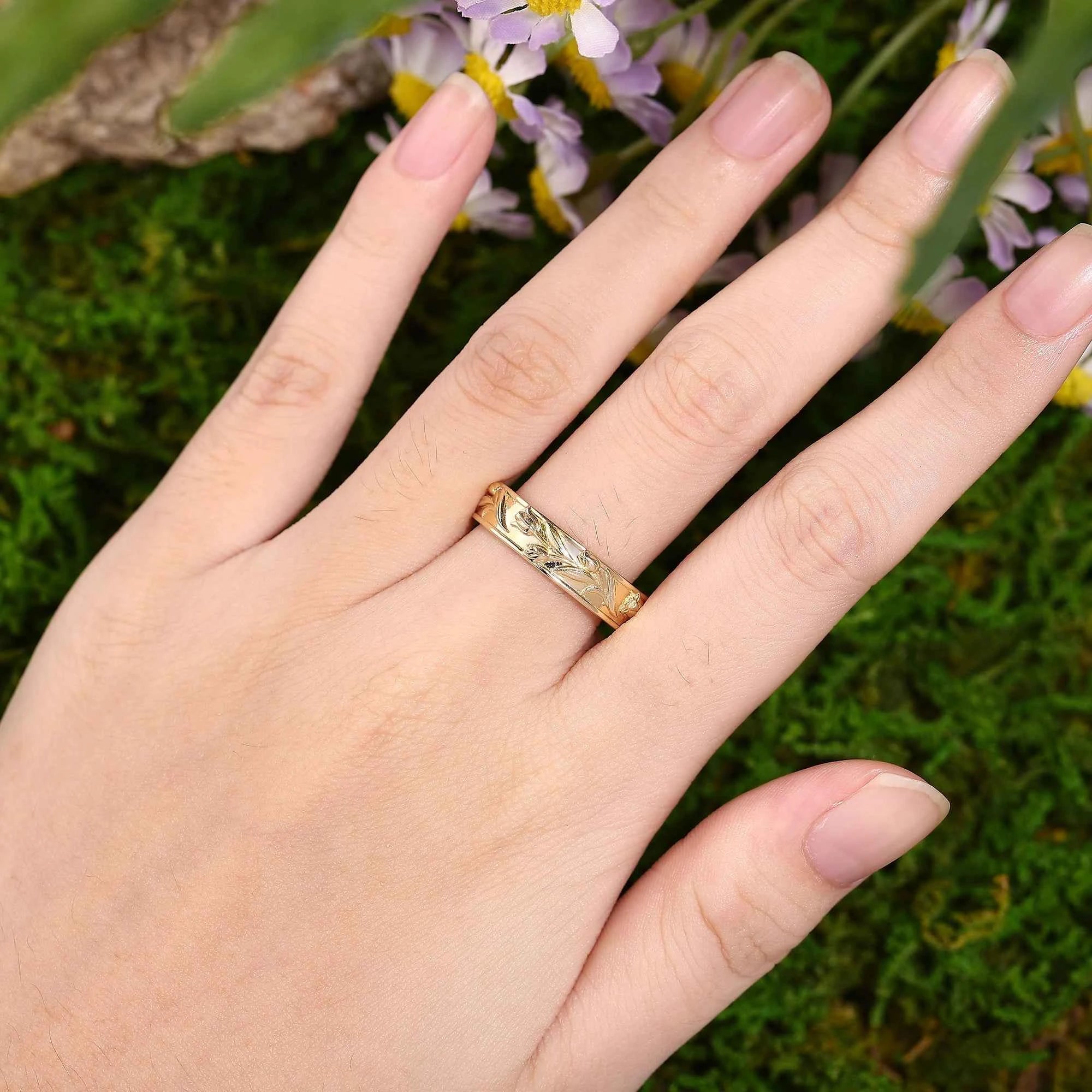 Floral Inspired | 5mm Tulip Design Mens Wedding Band