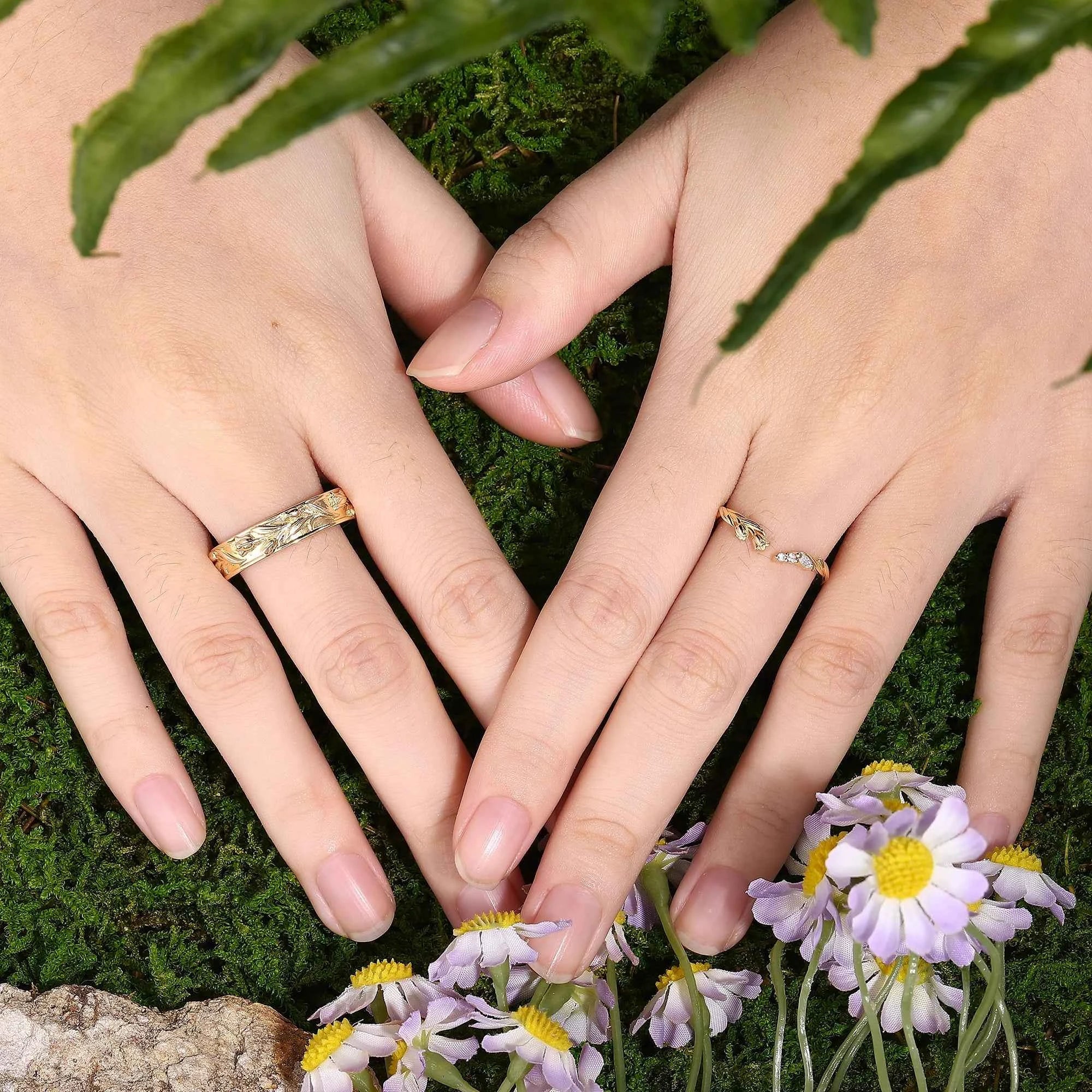 Floral Inspired | 2pc Tulip Flower Design Wedding Ring Set