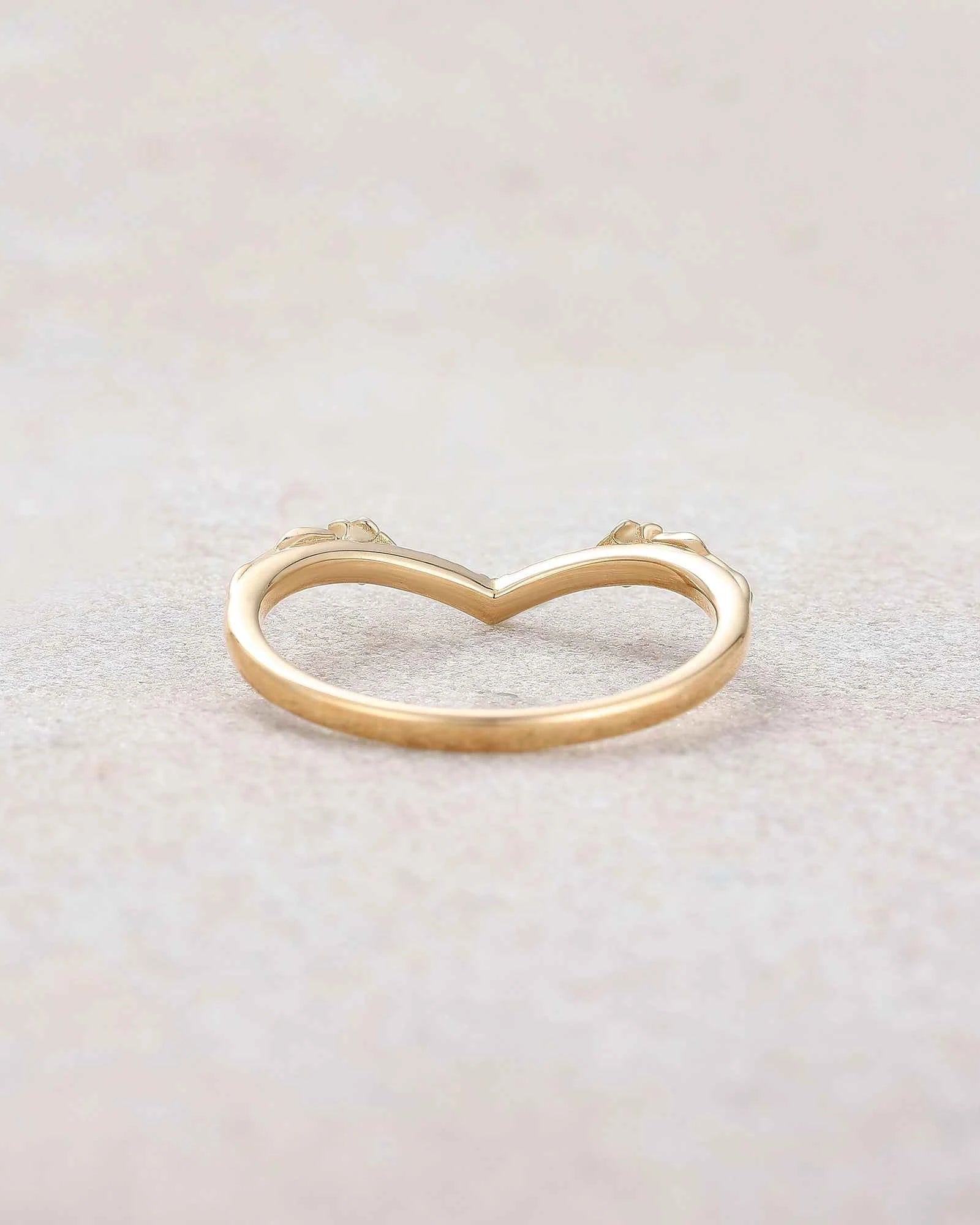 Floral Inspired | Morning Glory Design Curved Wedding Band