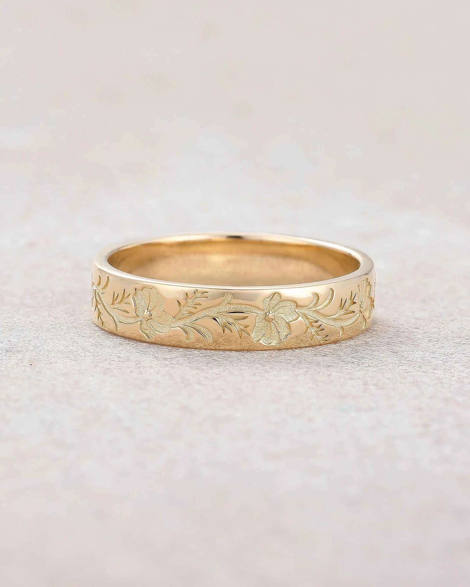 Floral Inspired | Cosmos Design Gold Wedding Band