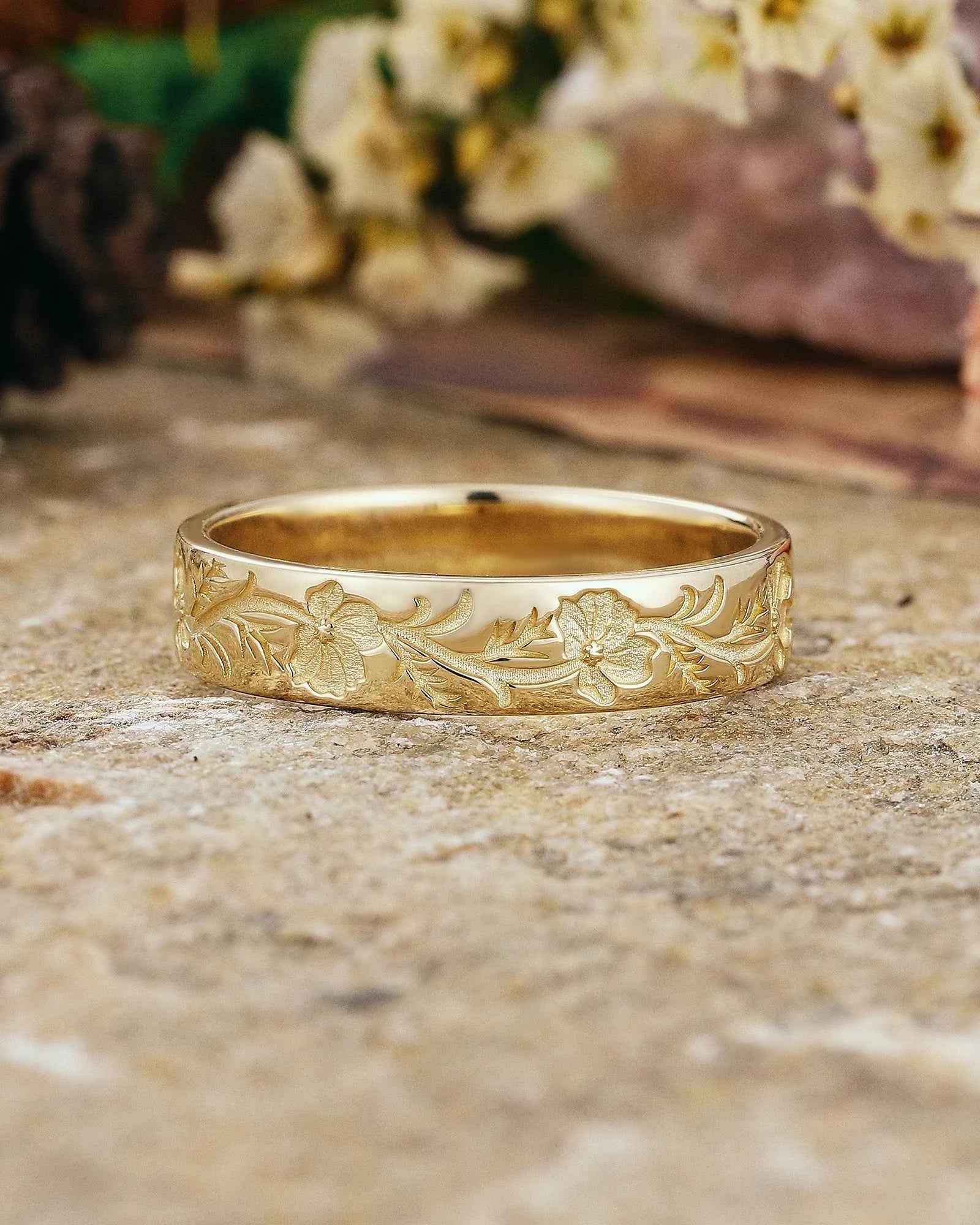 Floral Inspired | Cosmos Design Gold Wedding Band
