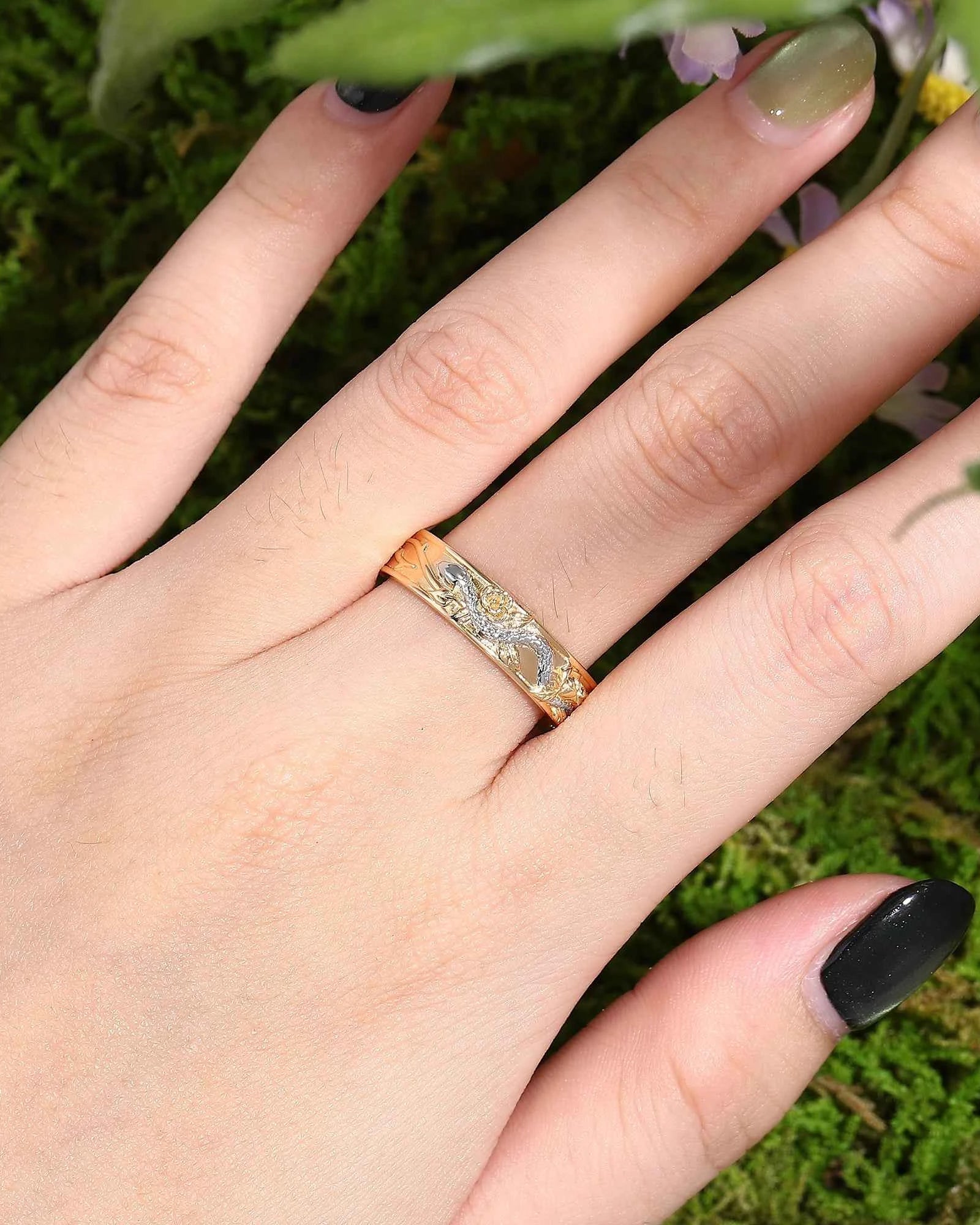 Halloween Theme Serpent Rose Wedding Band