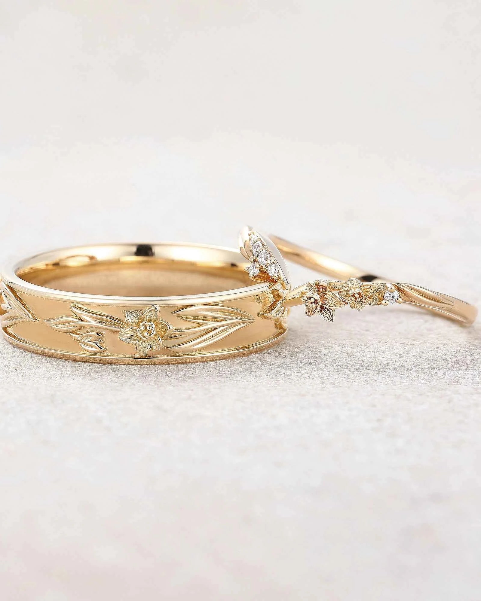 Floral Inspired | 2pc Daffodils Flower Design Wedding Ring Set