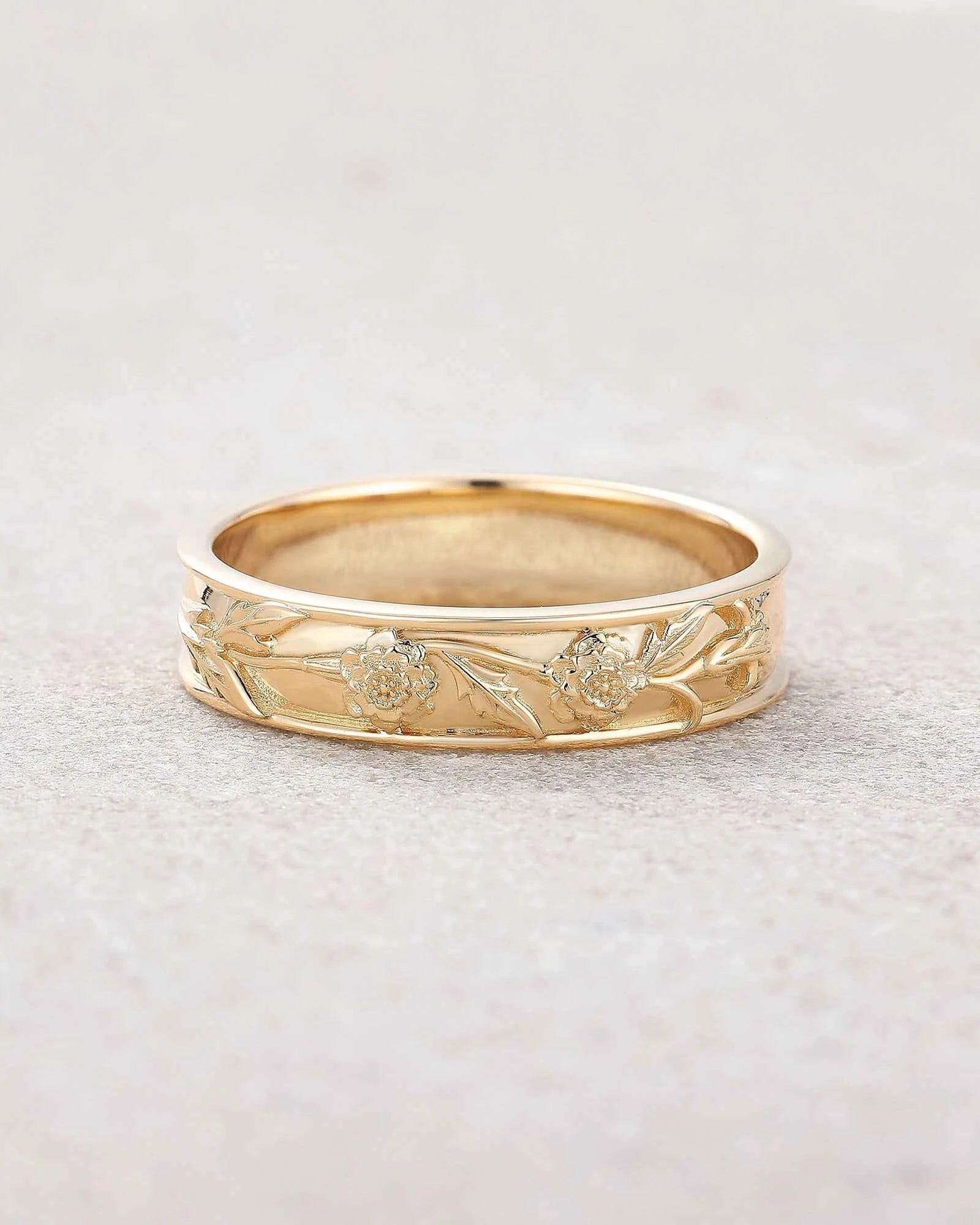 Floral Inspired | Chrysanthemum Design Gold Wedding Band