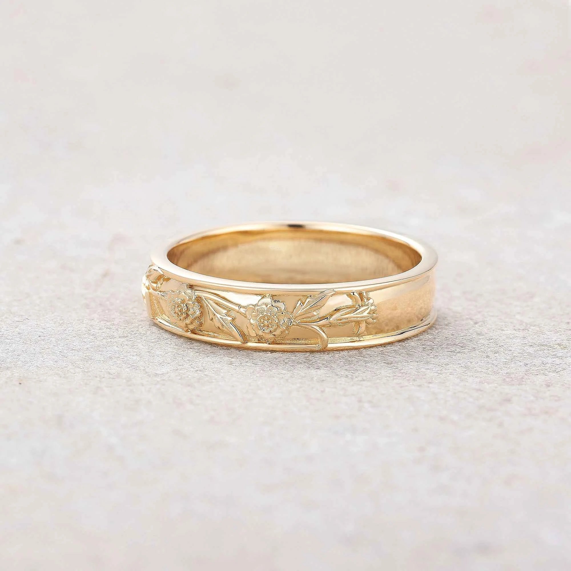 Floral Inspired | Chrysanthemum Design Gold Wedding Band