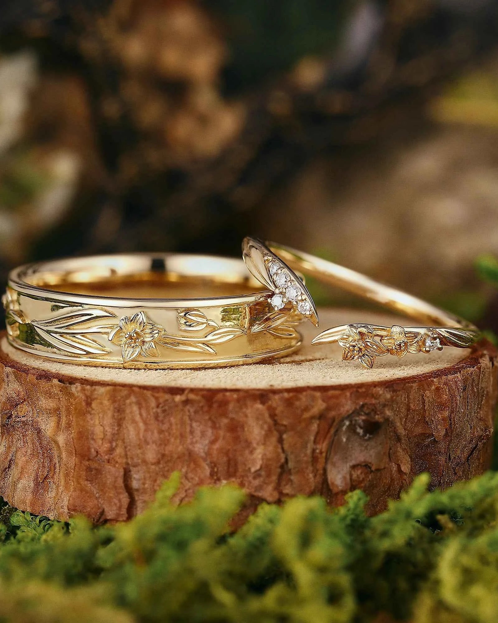 Floral Inspired | 2pc Daffodils Flower Design Wedding Ring Set