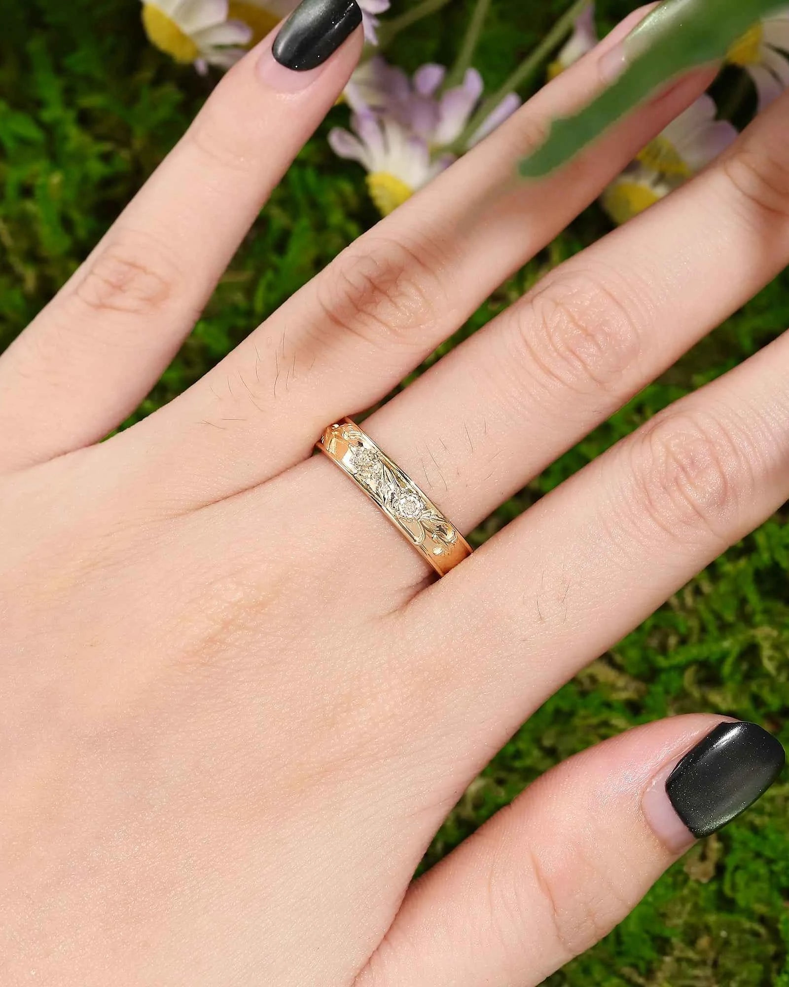 Floral Inspired | Chrysanthemum Design Gold Wedding Band