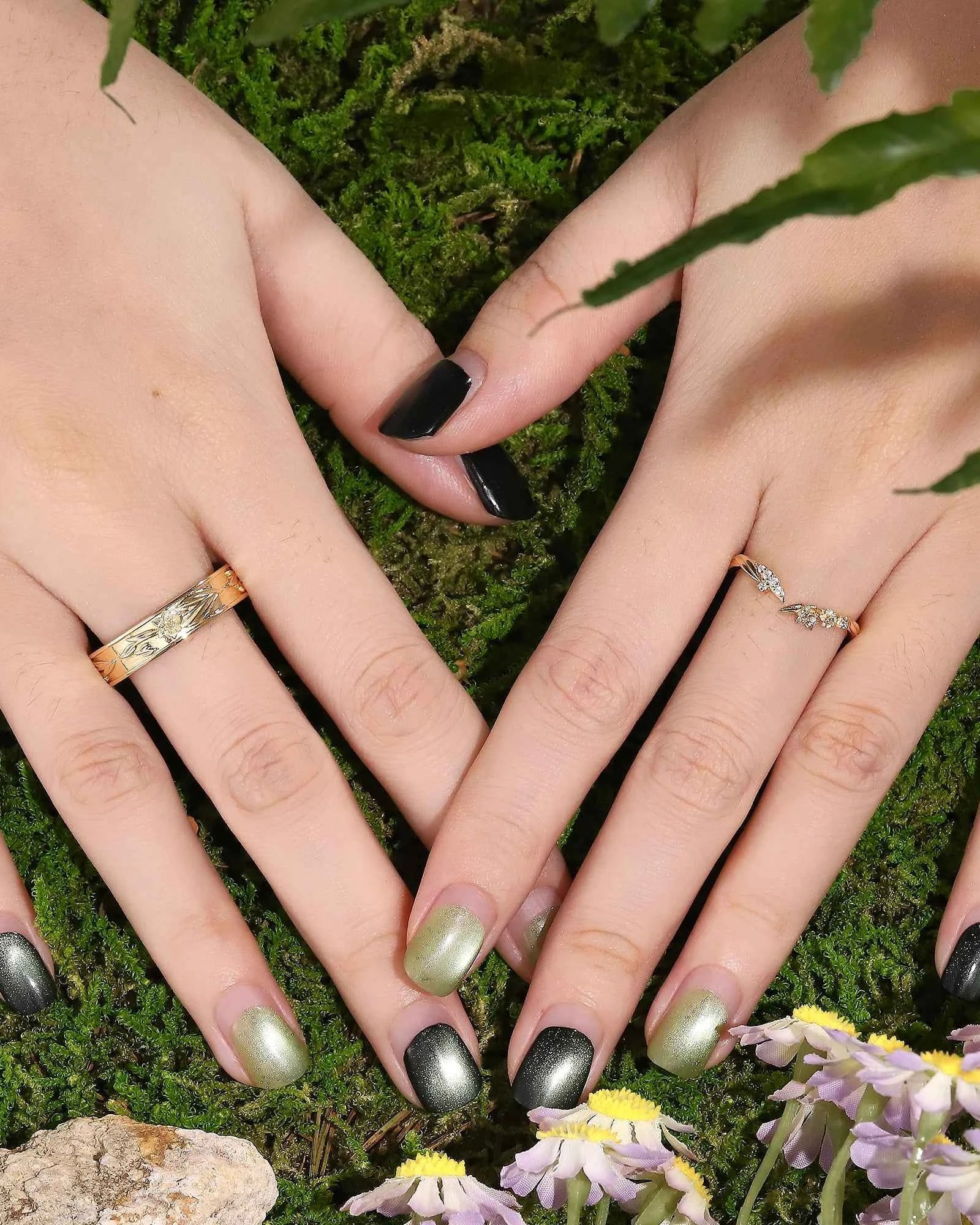 Floral Inspired | 2pc Daffodils Flower Design Wedding Ring Set