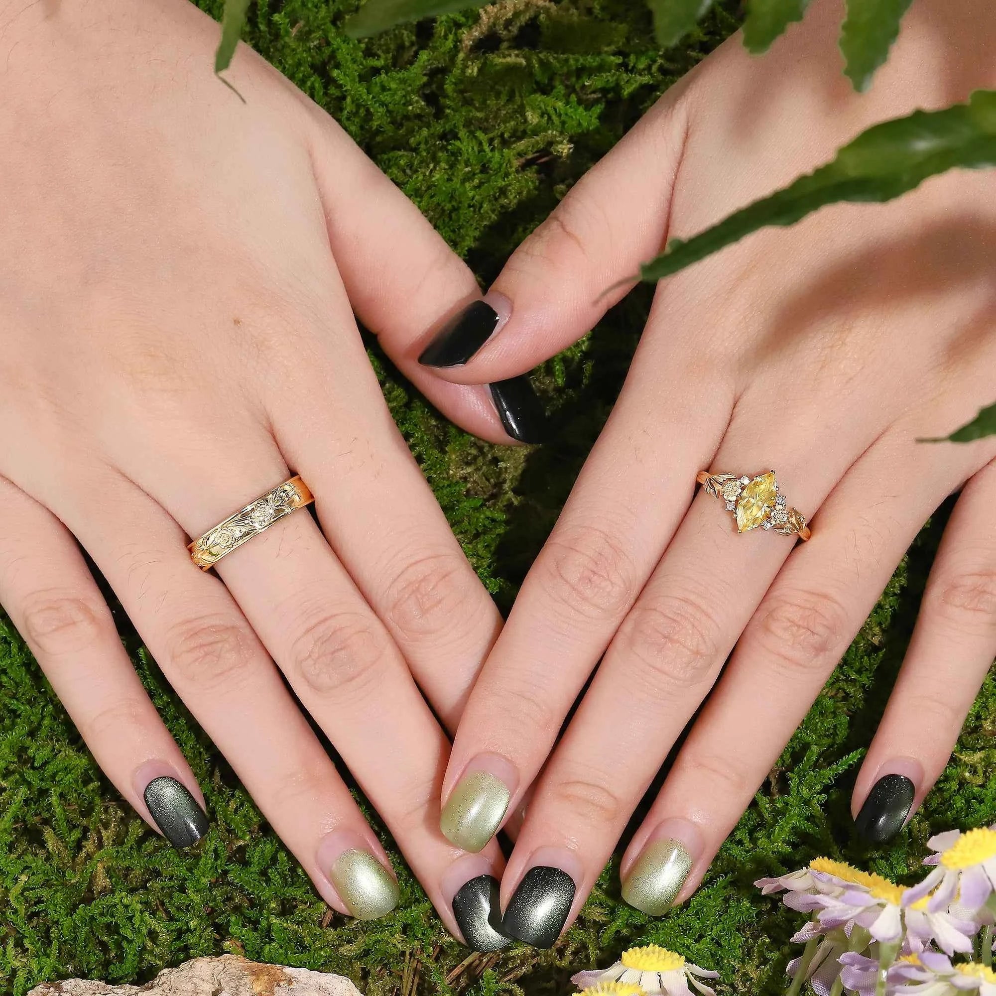 Floral Inspired | 2pcs Chrysanthemum Moissanite Couple Rings