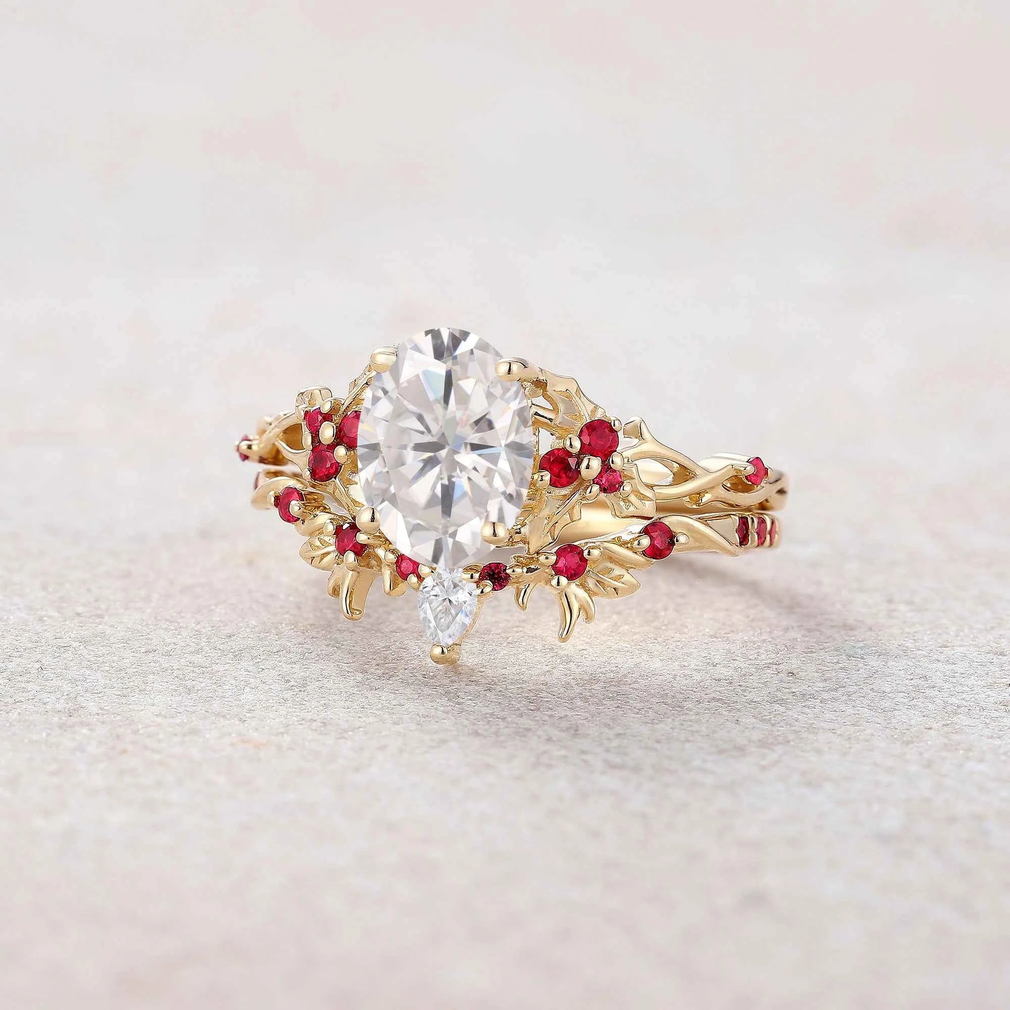 Leaf Inspired | Christmas Holly Leaf Moissanite Engagement Ring Set