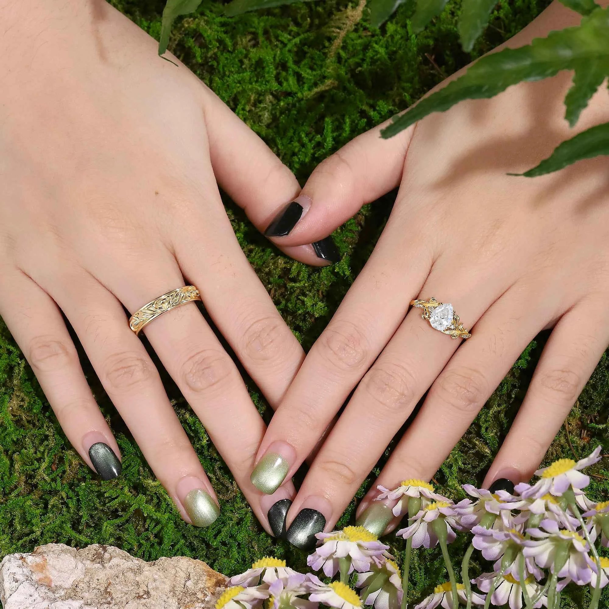 Floral Inspired | 2pcs Snowdrop Design Moissanite Couple Rings