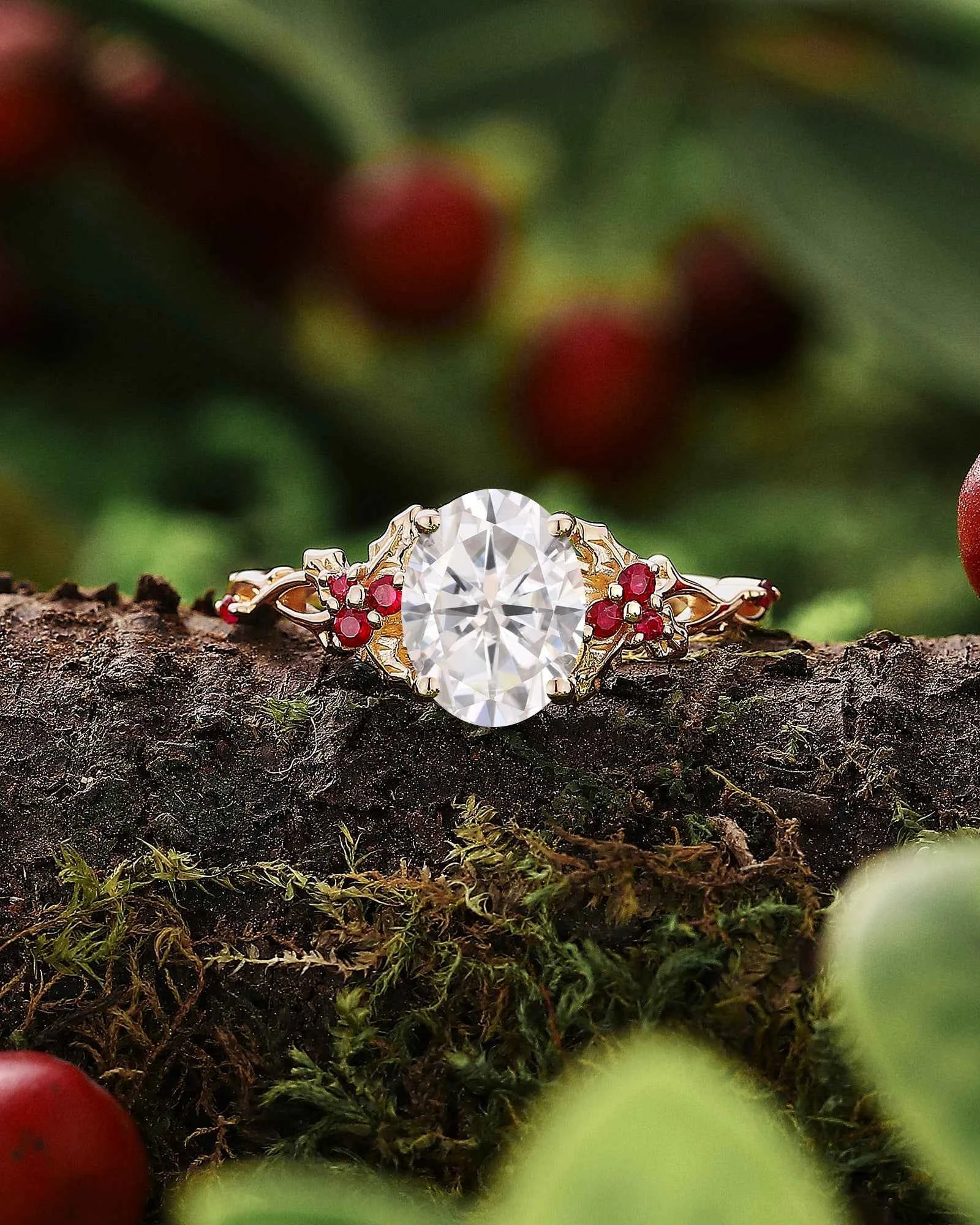 Leaf Inspired | Christmas Holly Leaf Moissanite Engagement Ring