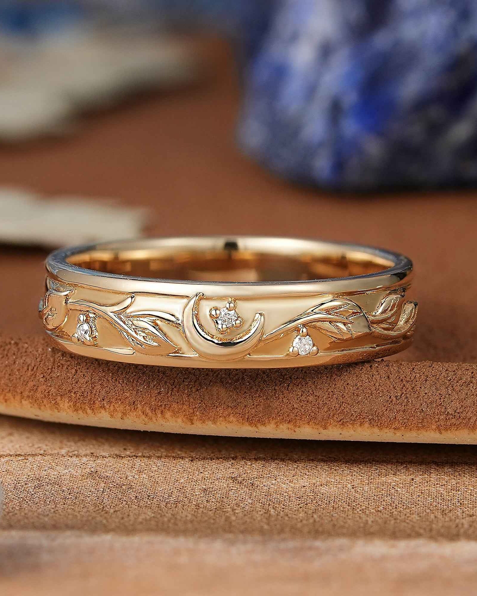 Moon Inspired | Unique Leaf & Moon Design Mens Wedding Band