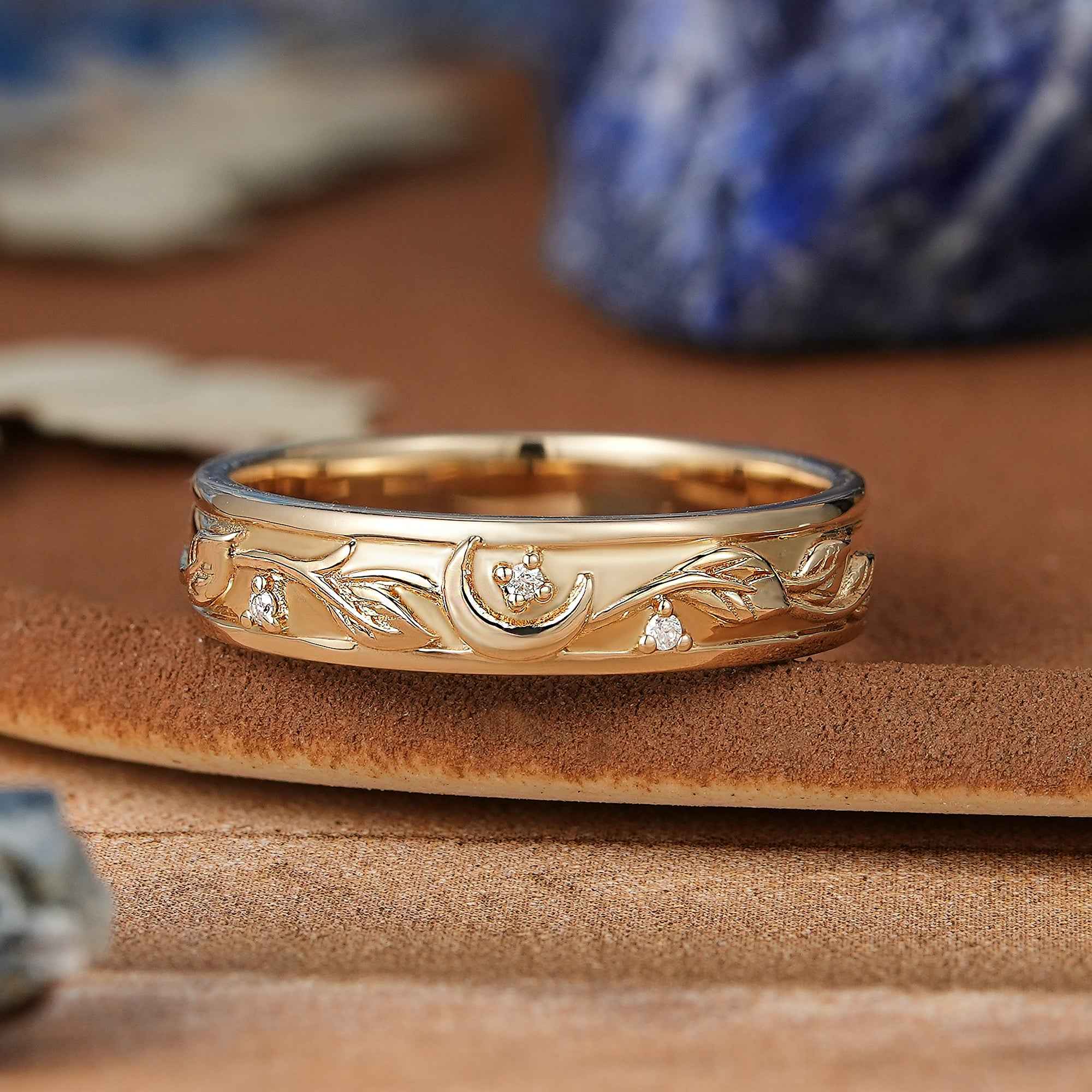 Moon Inspired | Unique Leaf & Moon Design Mens Wedding Band