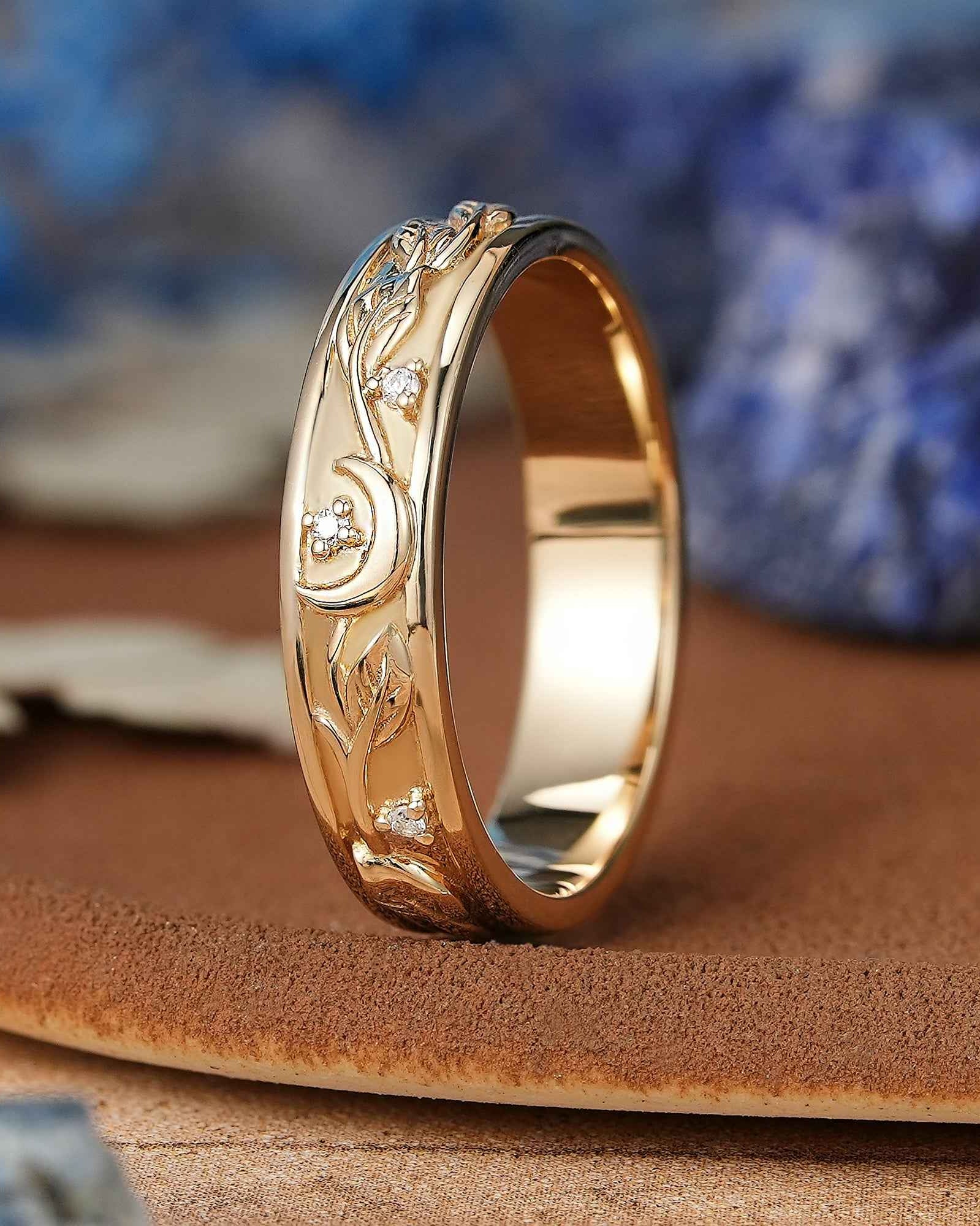 Moon Inspired | Unique Leaf & Moon Design Mens Wedding Band