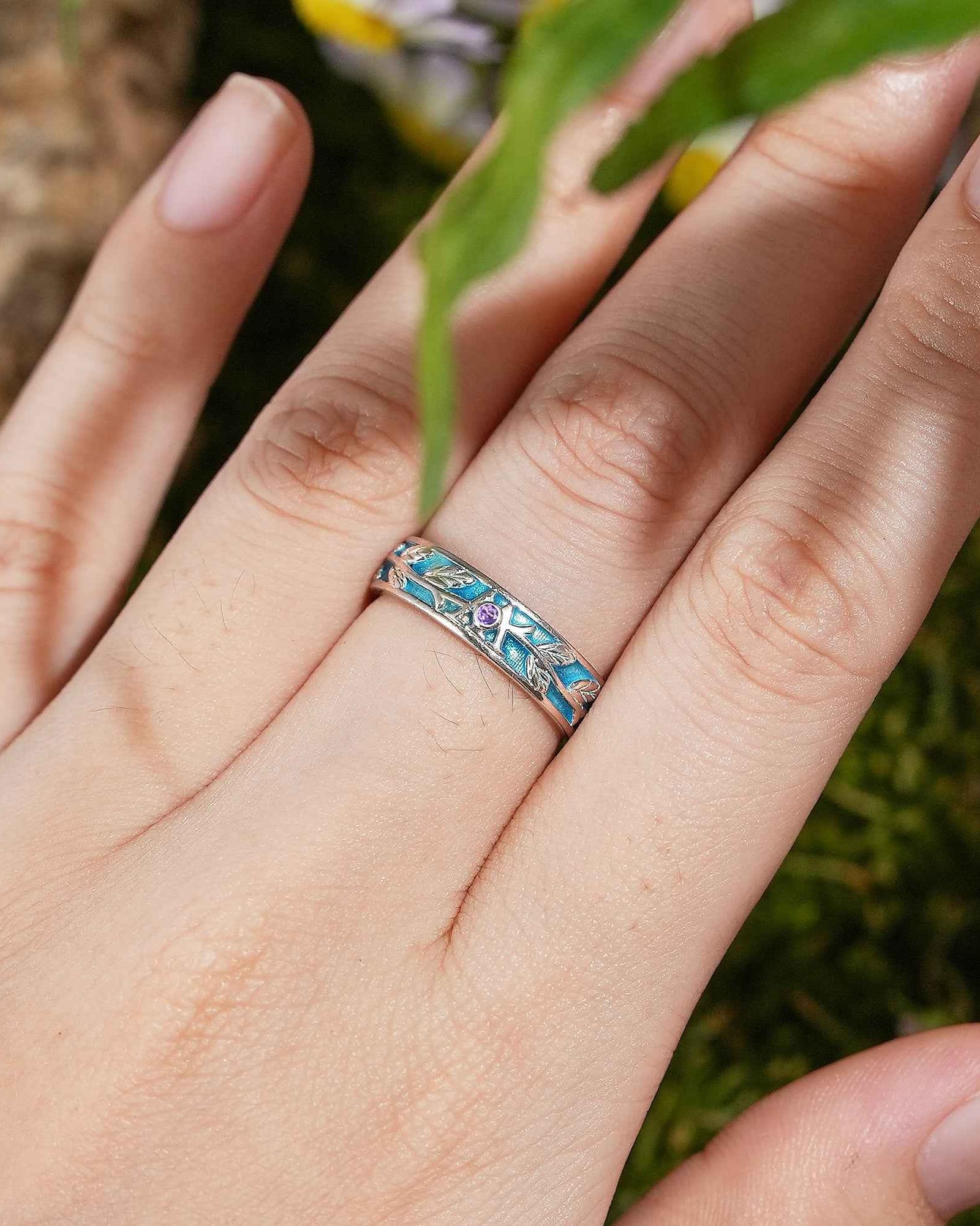 LCCjewelry | Leaf Design Peacock Blue Enamel Wedding Band