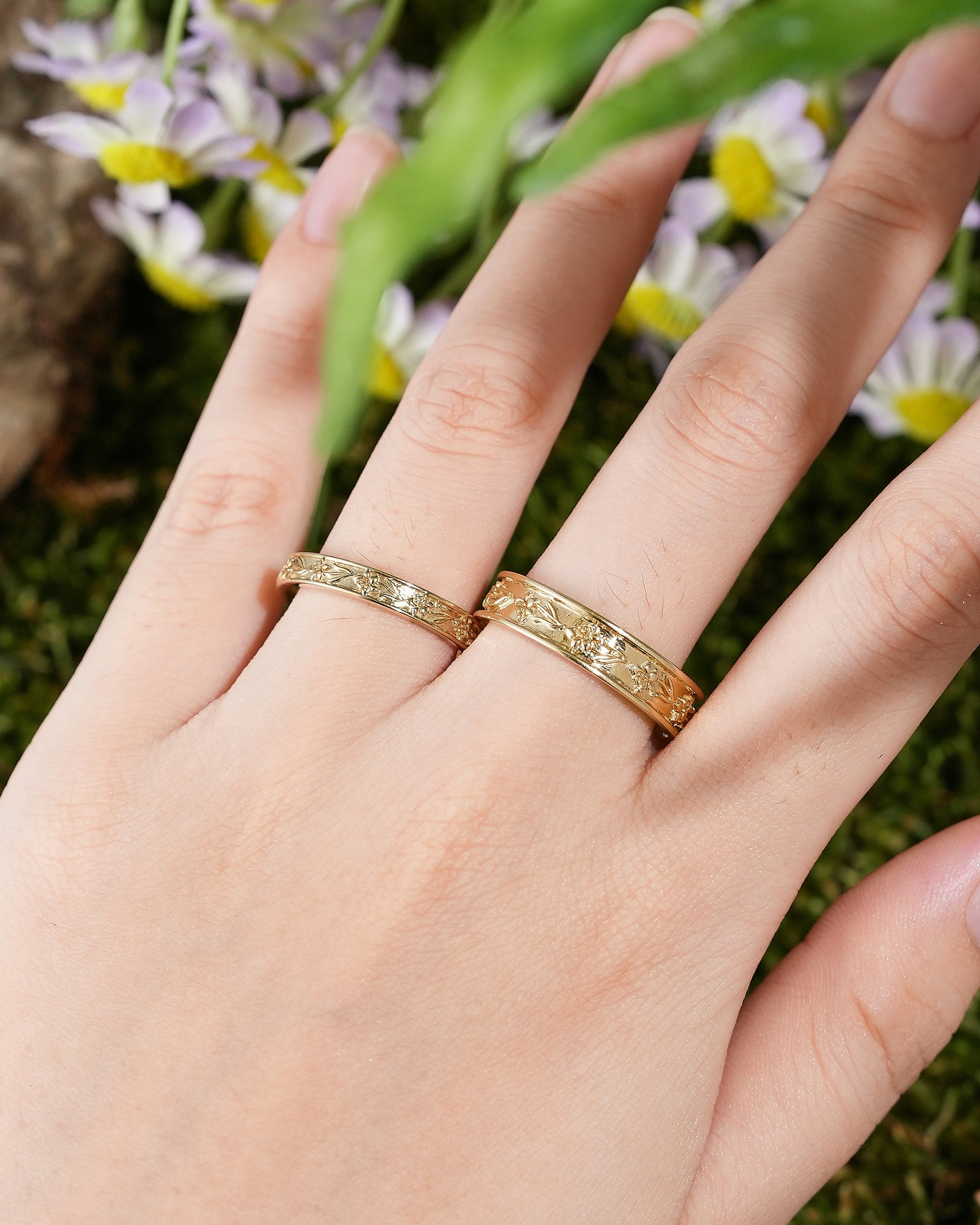 Floral Inspired | 2pcs Poppy Design Couple Wedding Band - LCCjewelry