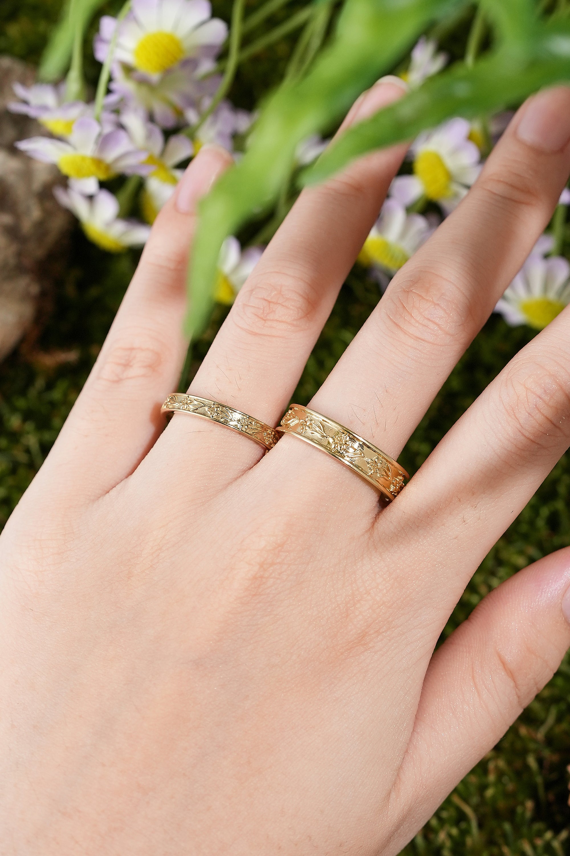 Floral Inspired | 2pcs Poppy Design Couple Wedding Band - LCCjewelry