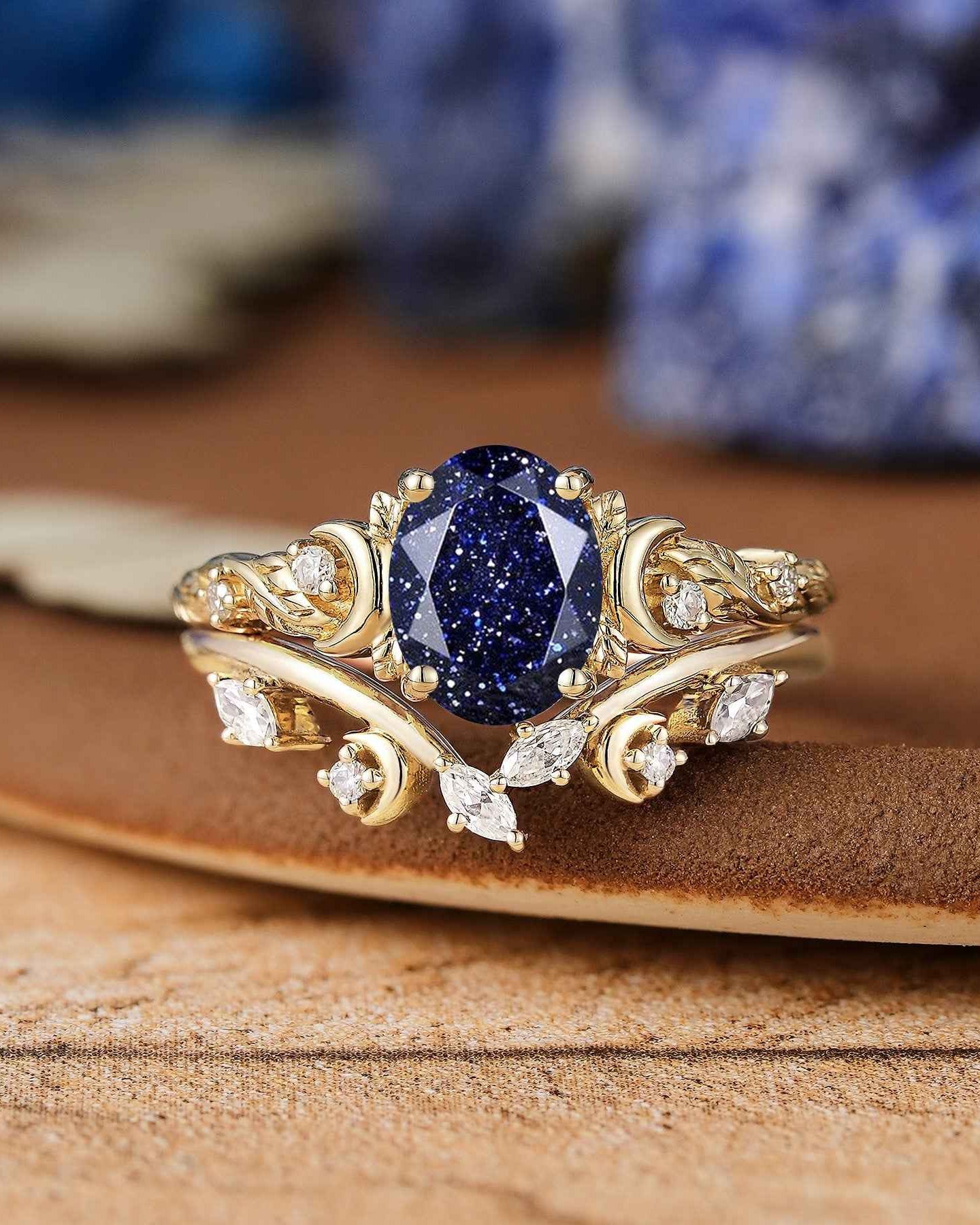 Moon Inspired | Sandstone Leaf & Moon Engagement Ring Set